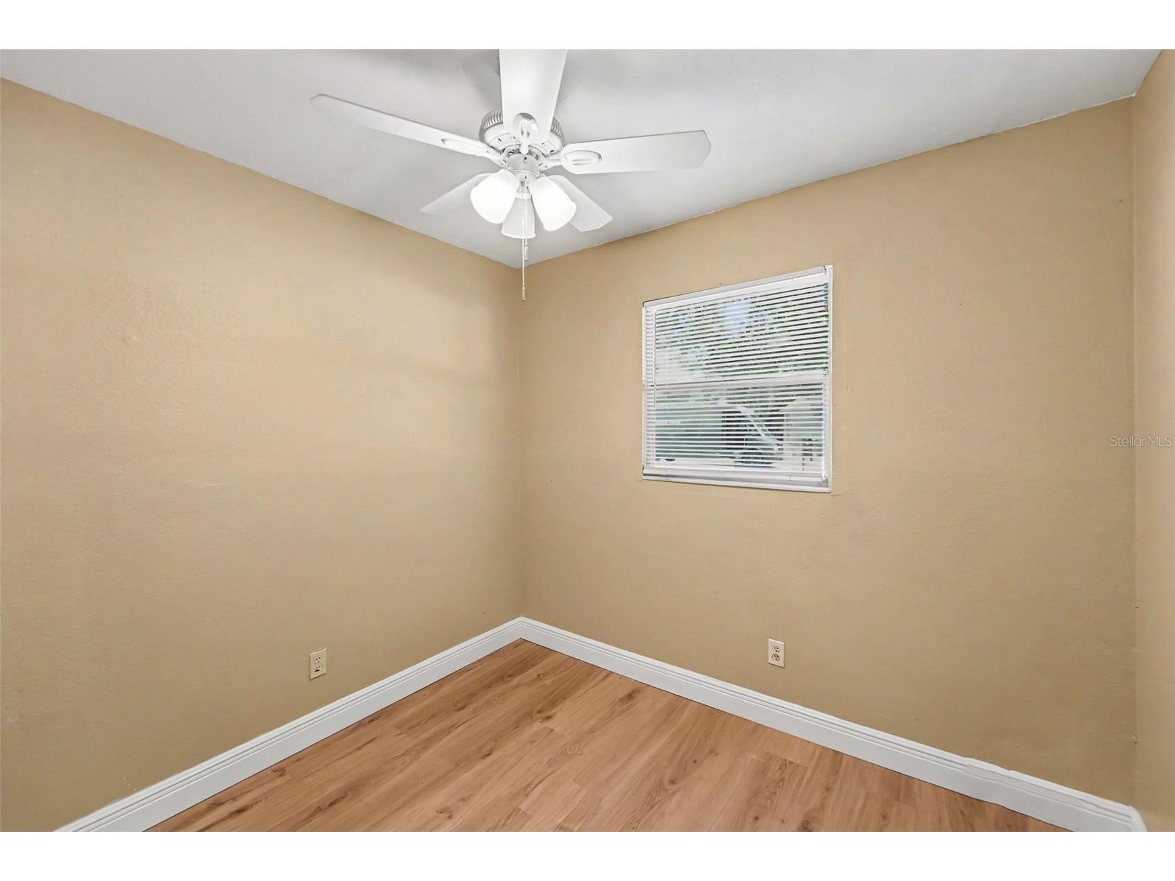 7924 Bahia Avenue Tampa FL 33619 TB8525357 image20