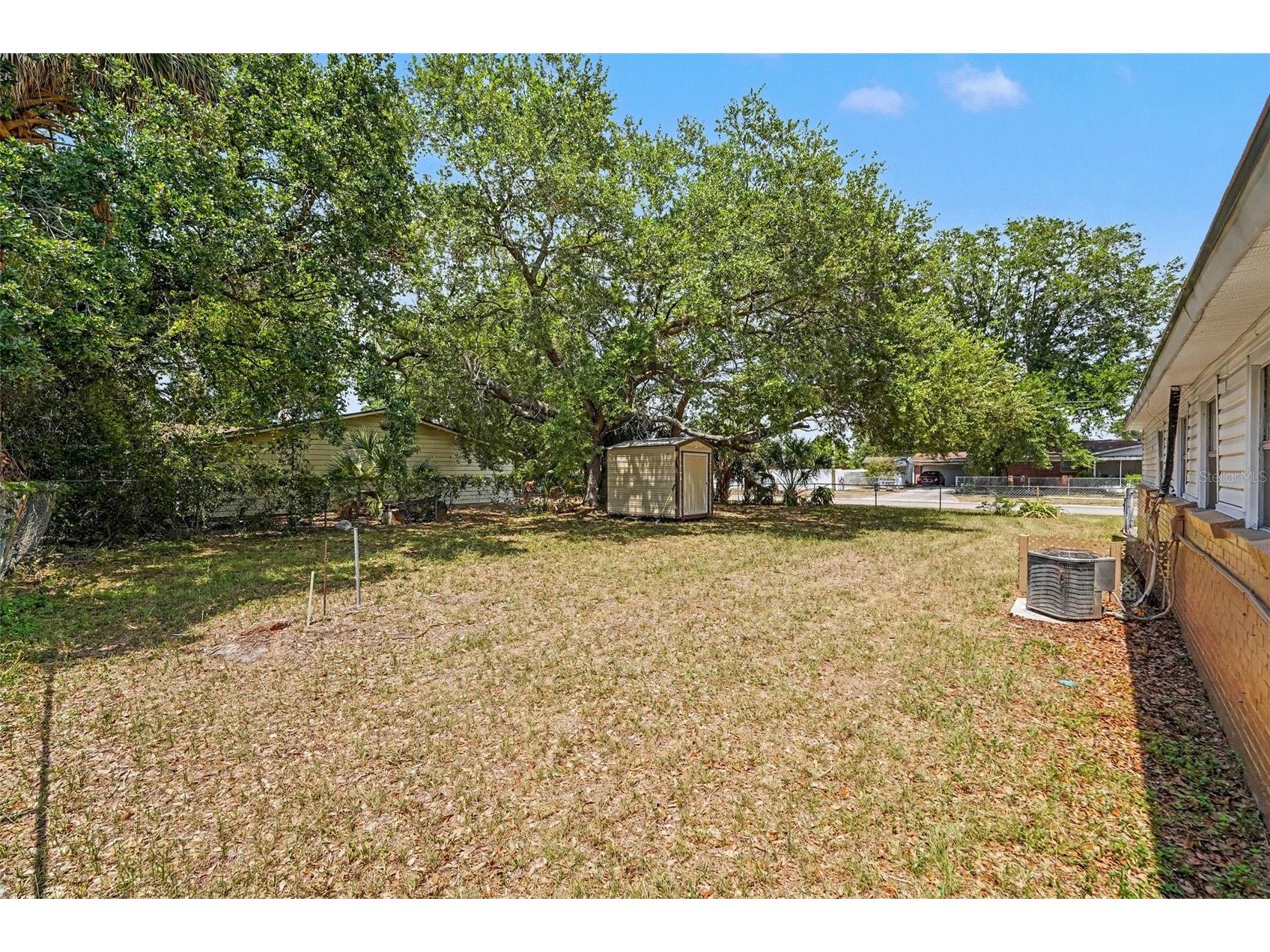 7924 Bahia Avenue Tampa FL 33619 TB8525357 image24