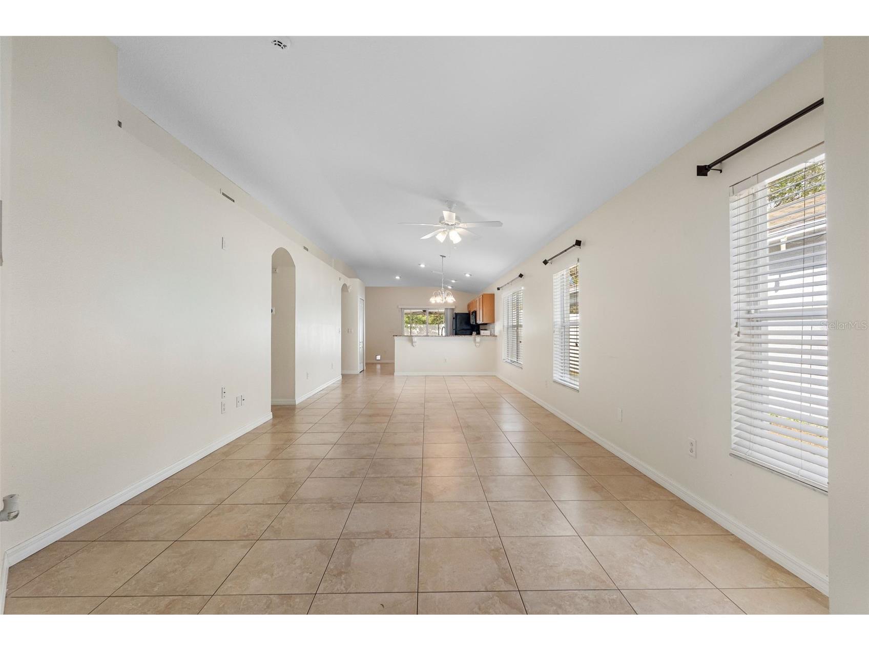 7924 Carriage Pointe Drive Gibsonton FL 33534 TB8485329 image5