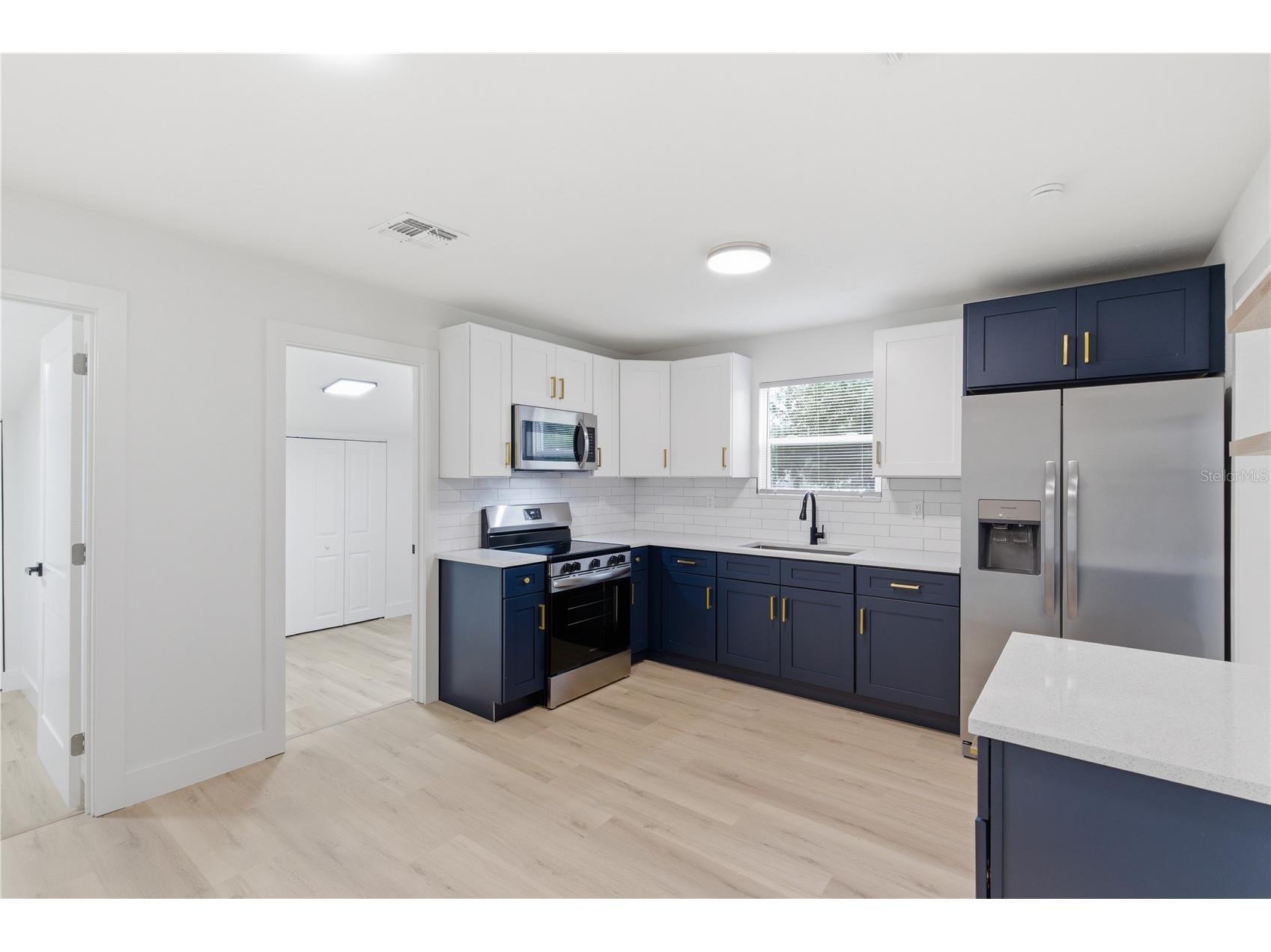 7924 Dahlia Avenue Tampa FL 33619 TB8513465 image15