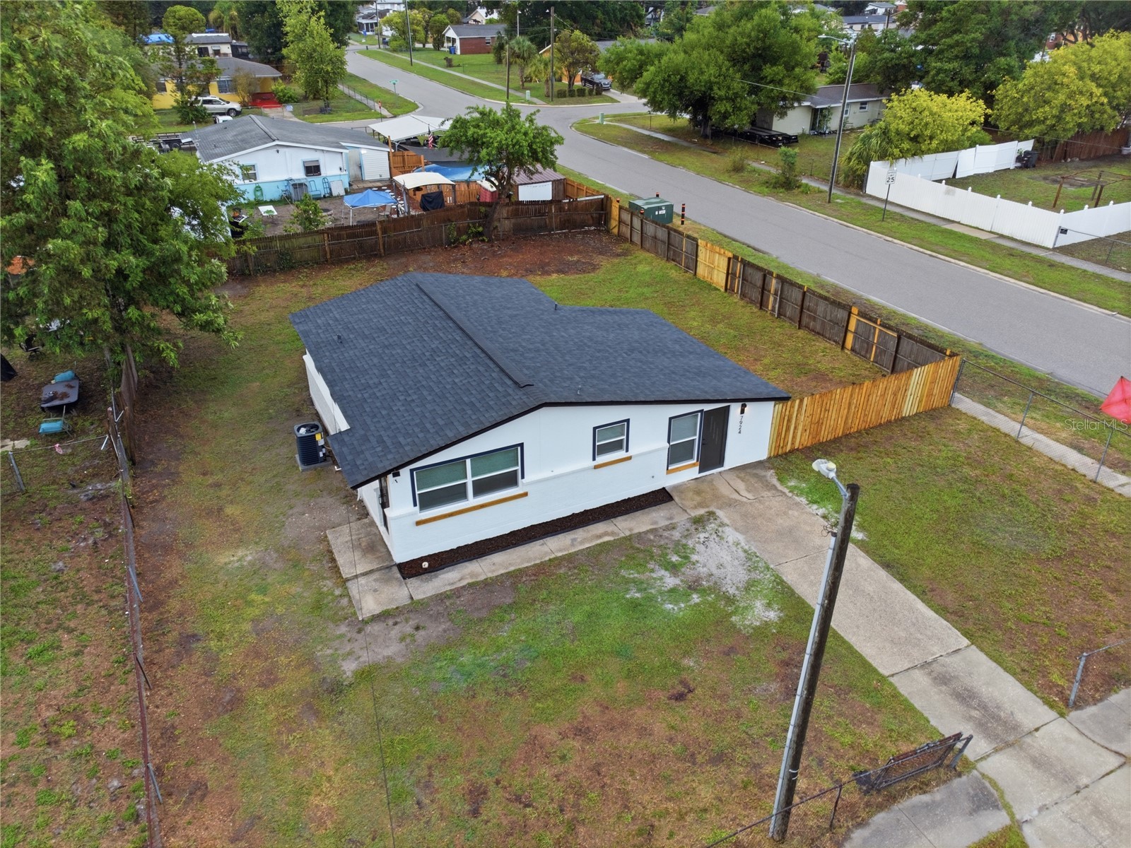 7924 Dahlia Avenue Tampa FL 33619 TB8513465 image4