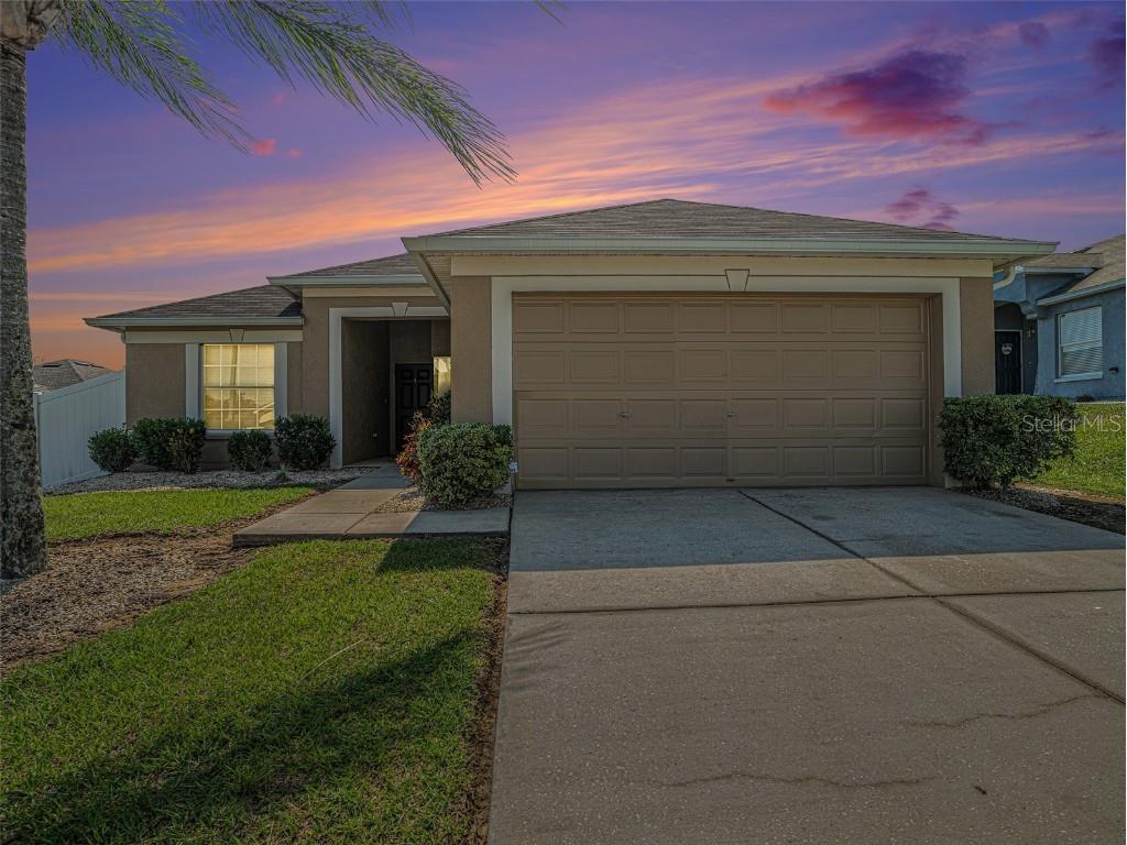7924 Merchantville Circle Zephyrhills FL 33540 U8242429 image1