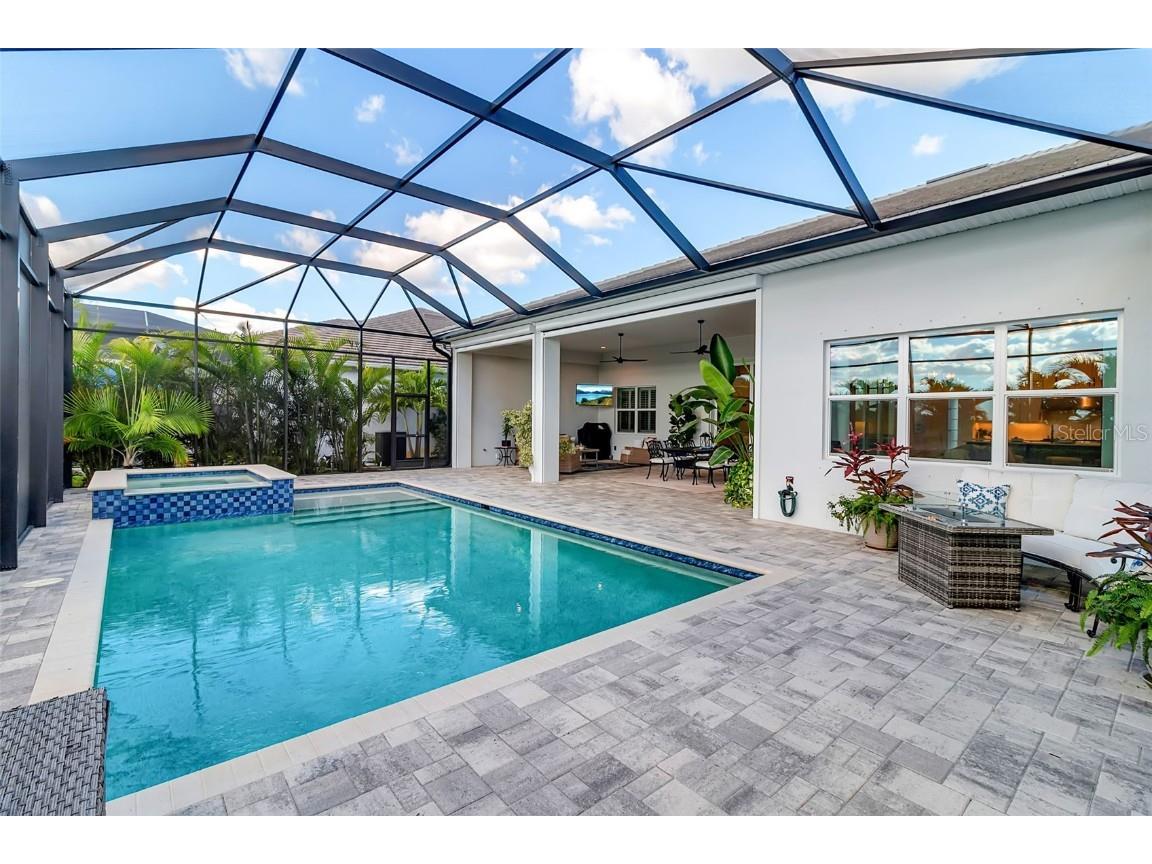 7924 Redonda Loop Lakewood Ranch FL 34202 A4668059 image34