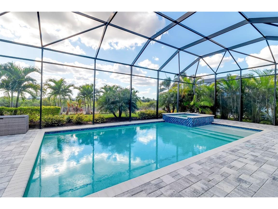 7924 Redonda Loop Lakewood Ranch FL 34202 A4668059 image35
