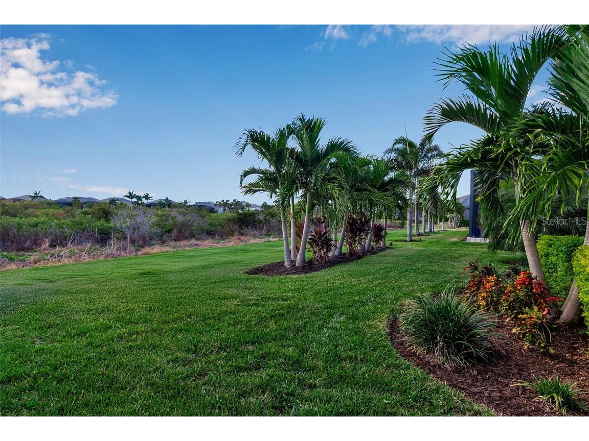 7924 Redonda Loop Lakewood Ranch FL 34202 A4668059 image40