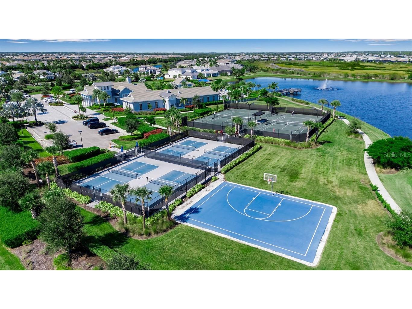 7924 Redonda Loop Lakewood Ranch FL 34202 A4668059 image64