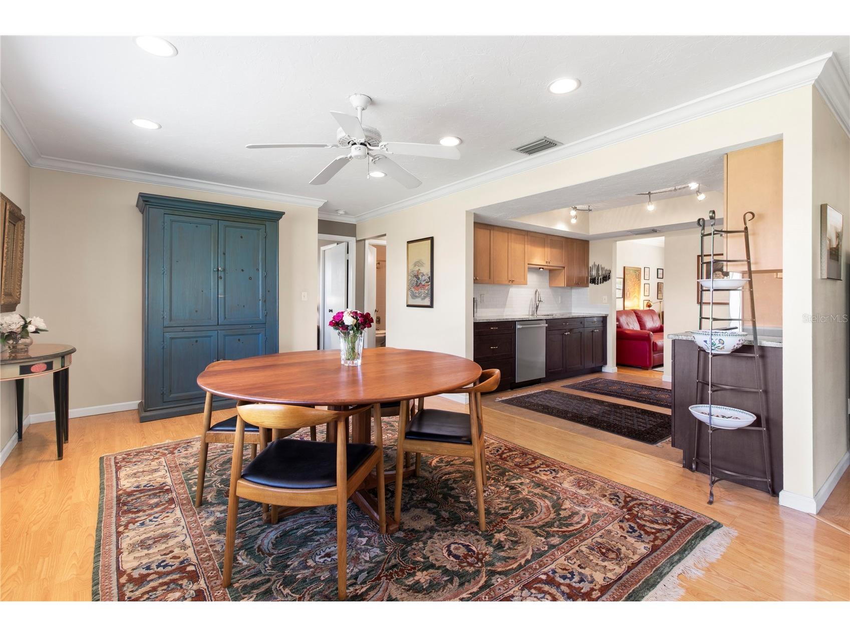 7926 Cypress Lake Drive Sarasota FL 34243 A4684756 image14