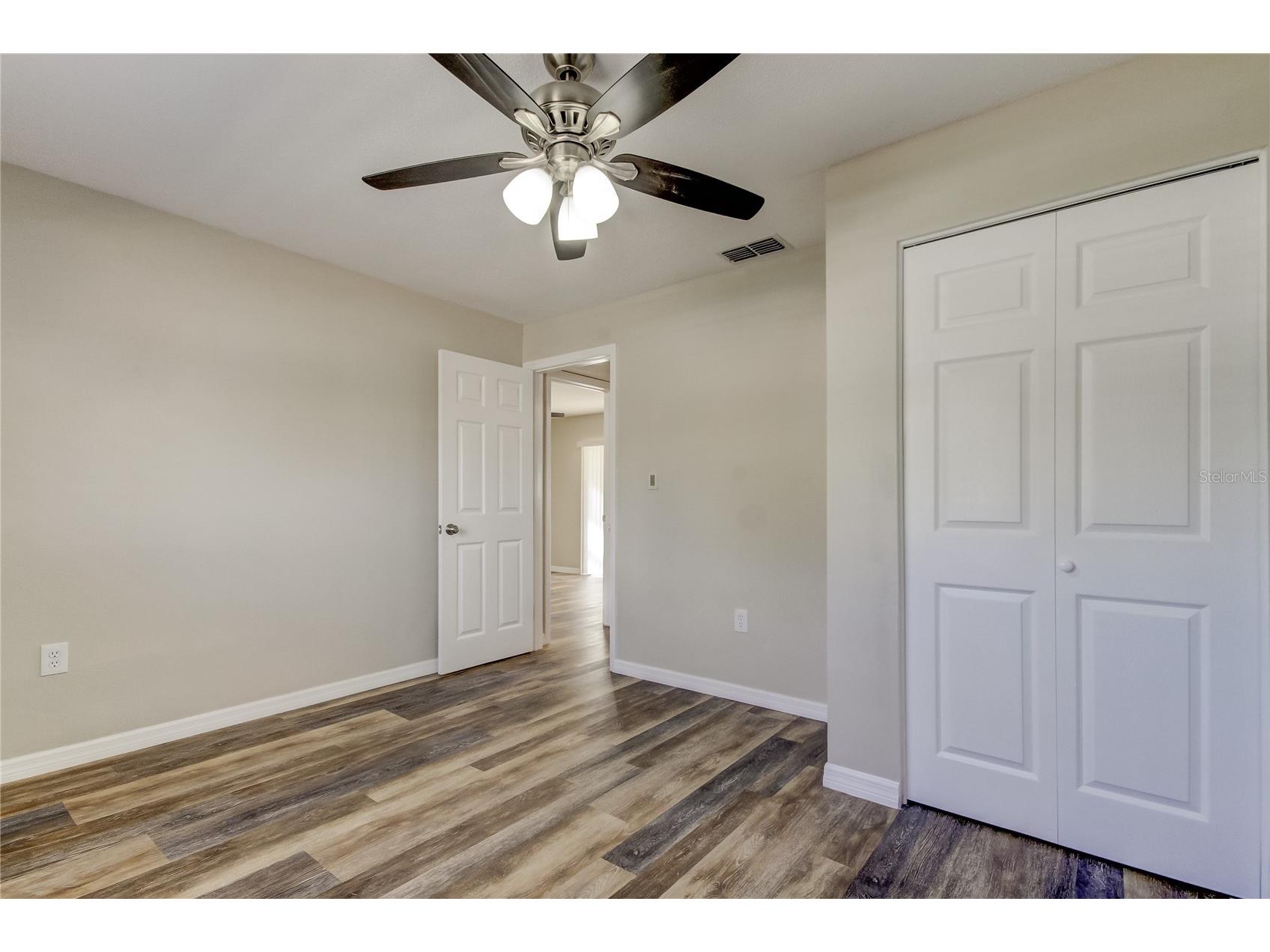 7926 Foxwood Drive New Port Richey FL 34653 W7887532 image13