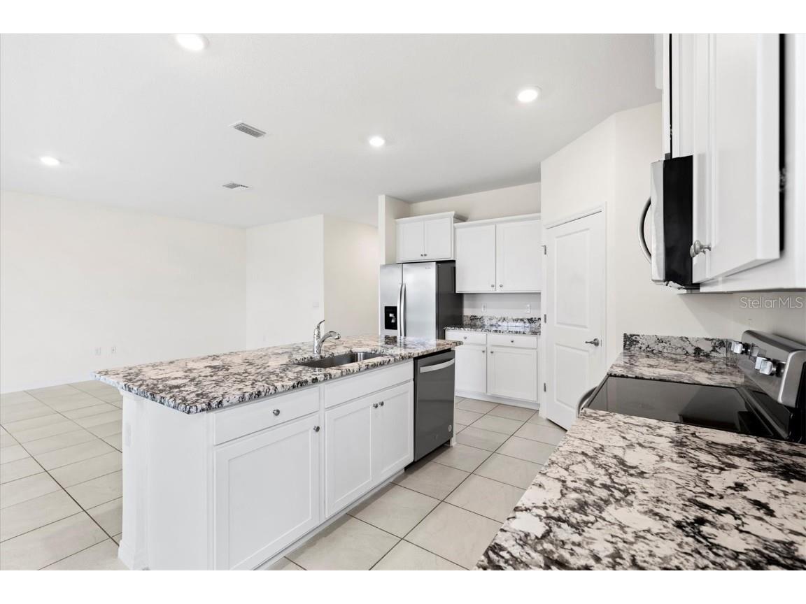 7926 Penrose Place Wildwood FL 34785 G5105295 image9