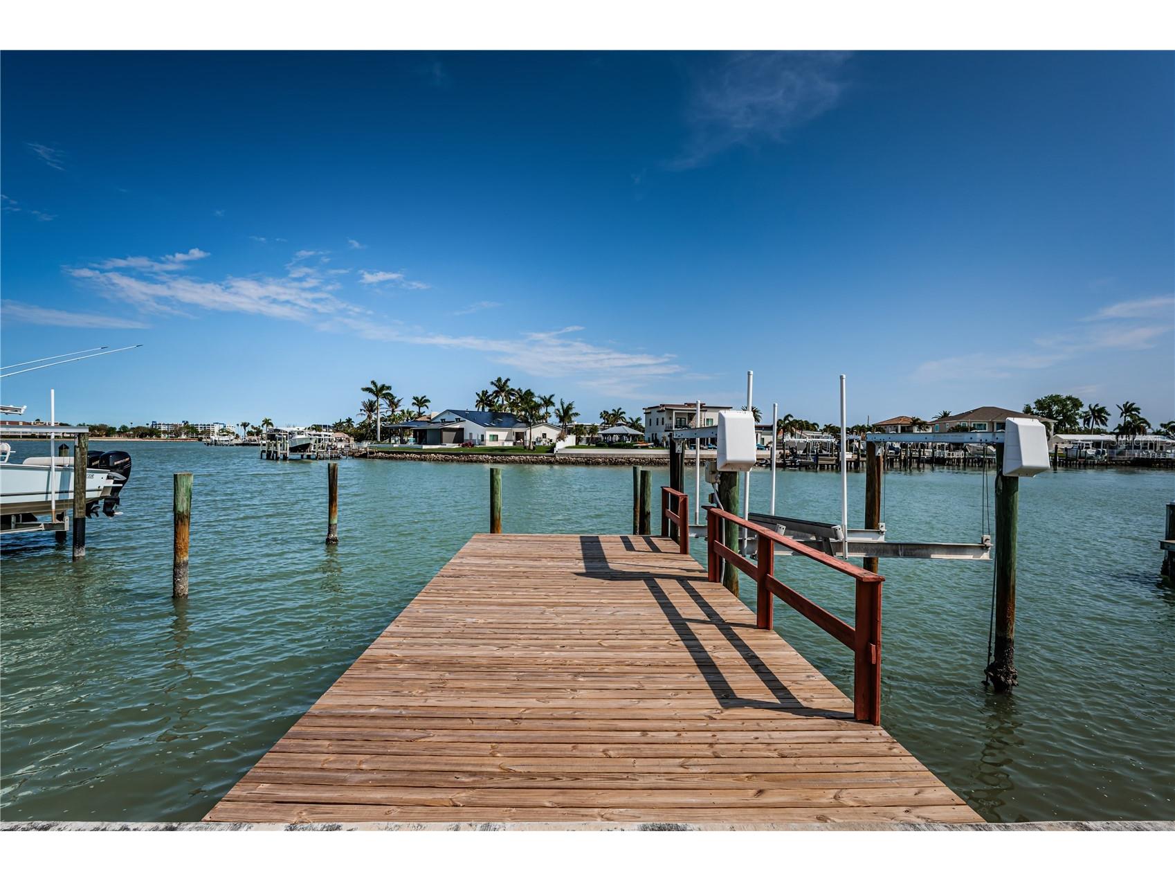 7927 11th Avenue S Saint Petersburg FL 33707 - BOCA CIEGA BAY TB8489495 image32