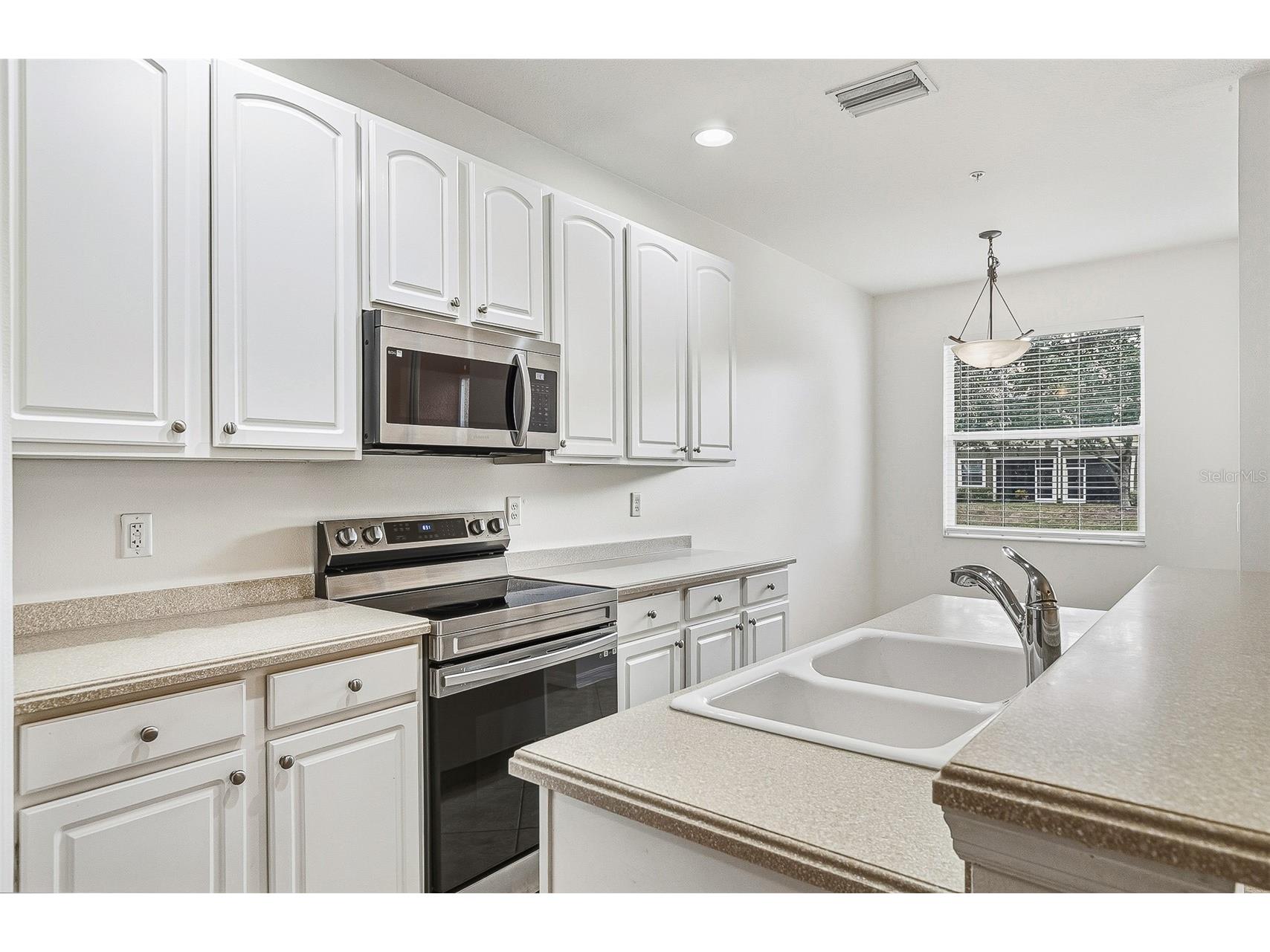 7928 Limestone Lane #19-105 Sarasota FL 34233 A4676761 image14