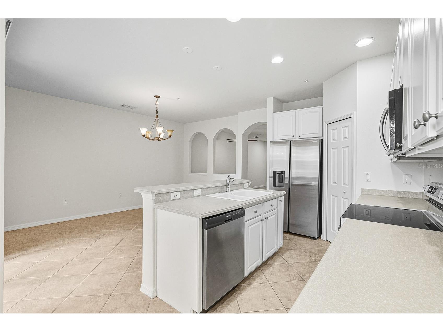 7928 Limestone Lane #19-105 Sarasota FL 34233 A4676761 image16