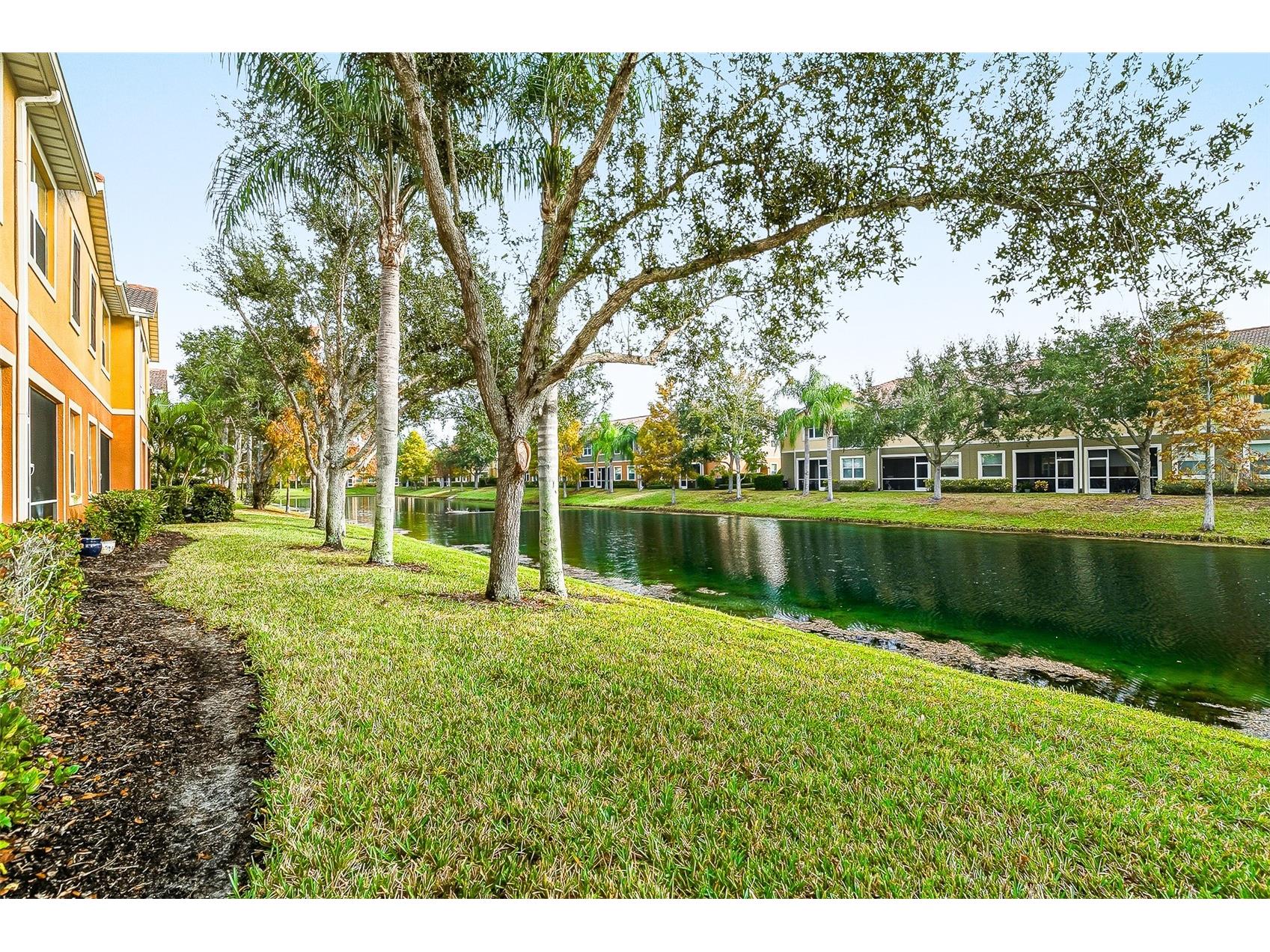 7928 Limestone Lane #19-105 Sarasota FL 34233 A4676761 image21