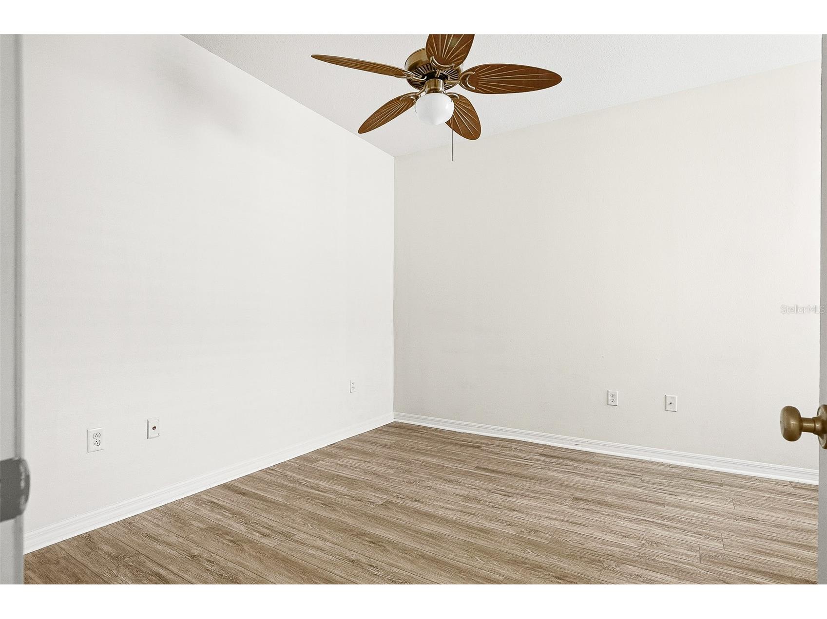 7928 Limestone Lane #19-105 Sarasota FL 34233 A4676761 image33