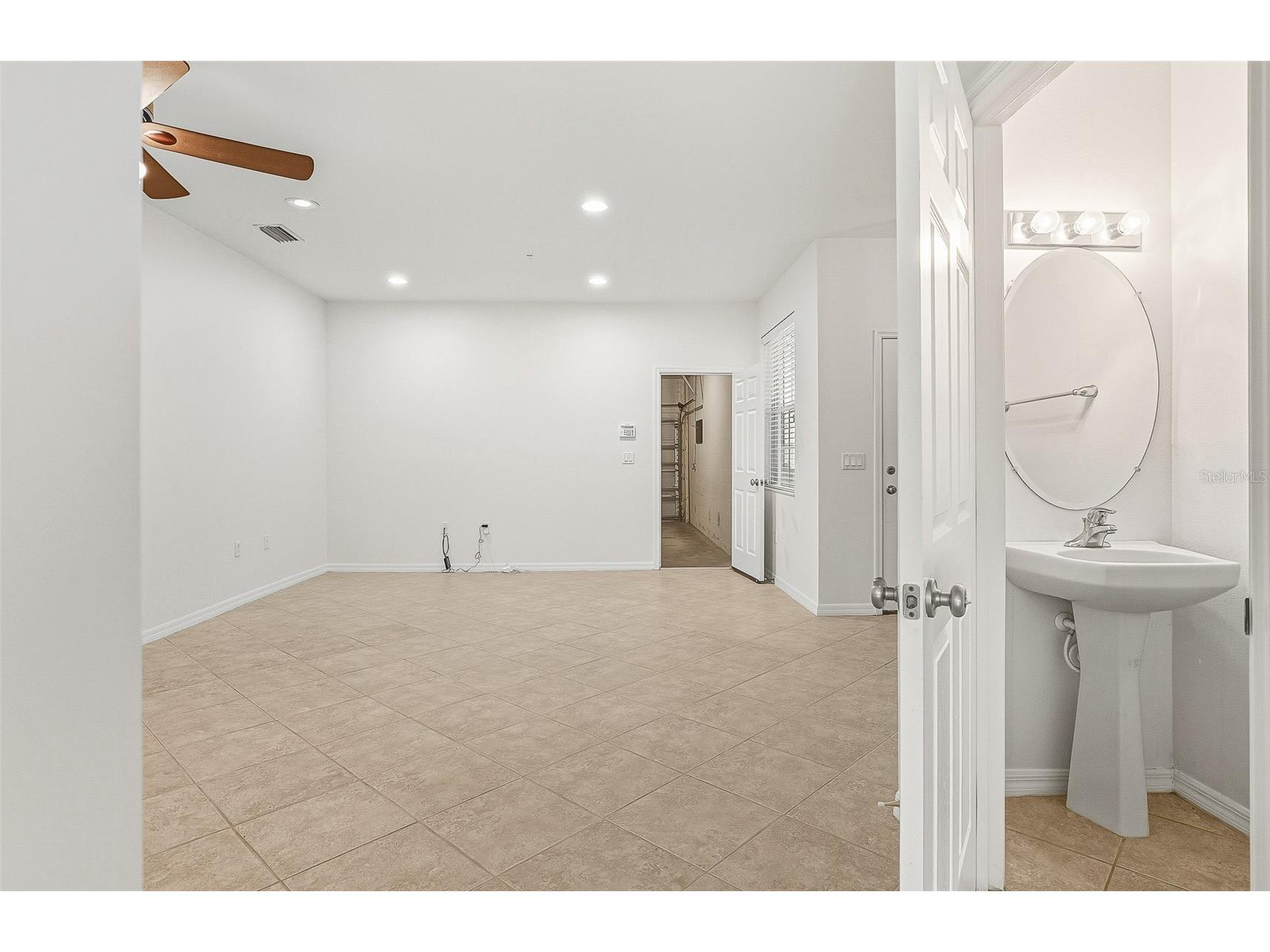 7928 Limestone Lane #19-105 Sarasota FL 34233 A4676761 image8