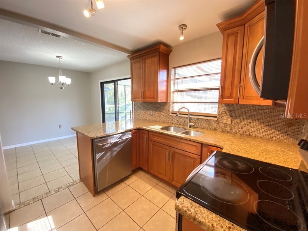 793 Del Prado Drive Kissimmee FL 34758 O6279247 image7