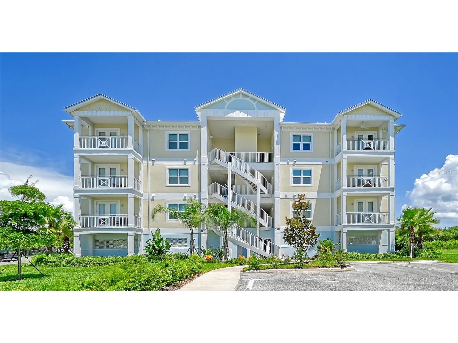 7930 34th Avenue W #102 Bradenton FL 34209 - PALMA SOLA BAY A4617472 image1