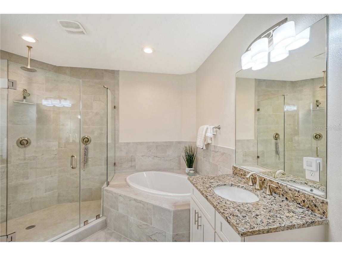 7930 34th Avenue W #102 Bradenton FL 34209 - PALMA SOLA BAY A4617472 image24