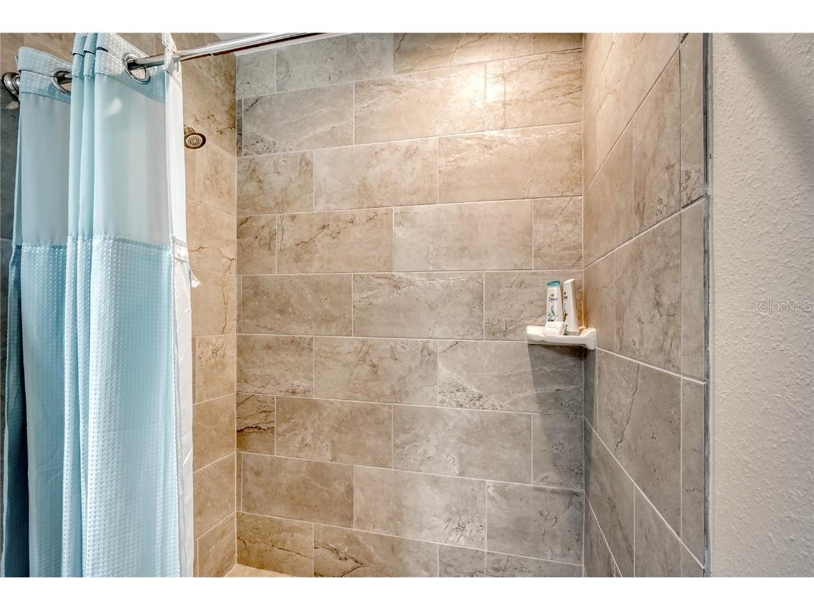 7930 34th Avenue W #102 Bradenton FL 34209 - PALMA SOLA BAY A4617472 image30