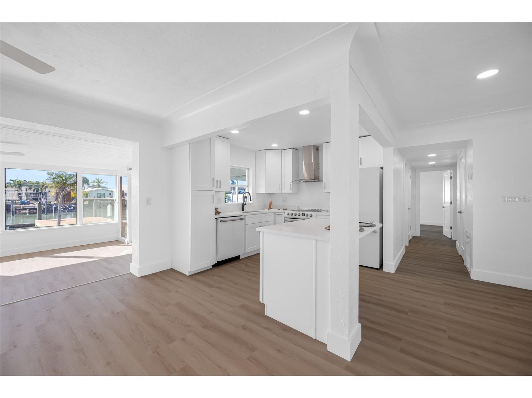 7930 Causeway Boulevard S Saint Petersburg FL 33707 - BOCA CIEGA BAY TB8462542 image11
