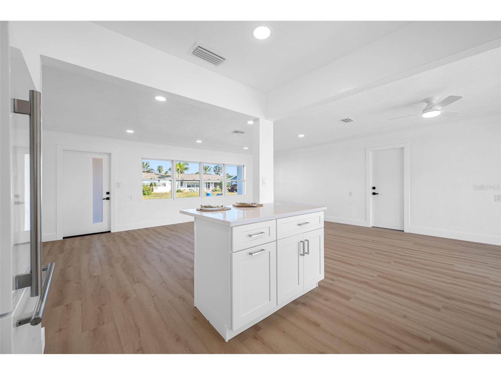 7930 Causeway Boulevard S Saint Petersburg FL 33707 - BOCA CIEGA BAY TB8462542 image15