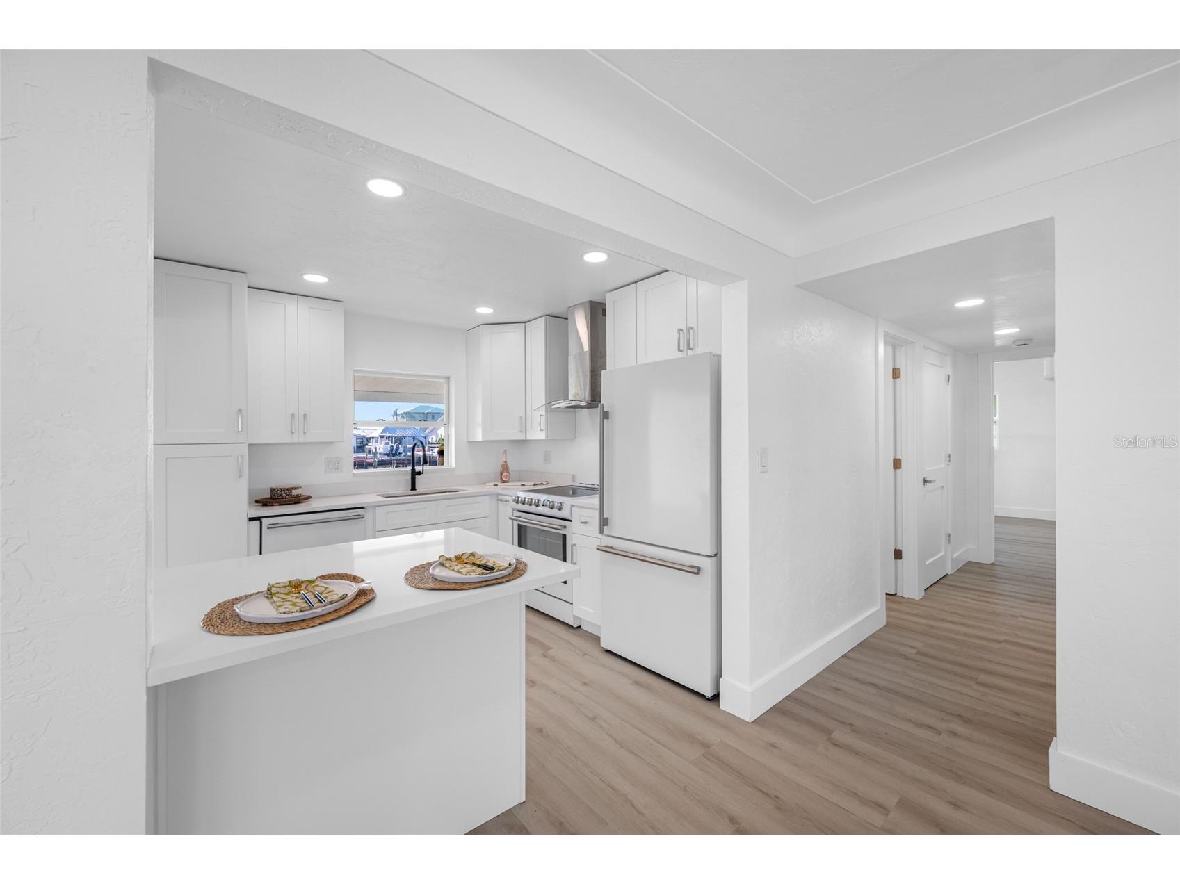 7930 Causeway Boulevard S Saint Petersburg FL 33707 - BOCA CIEGA BAY TB8462542 image16