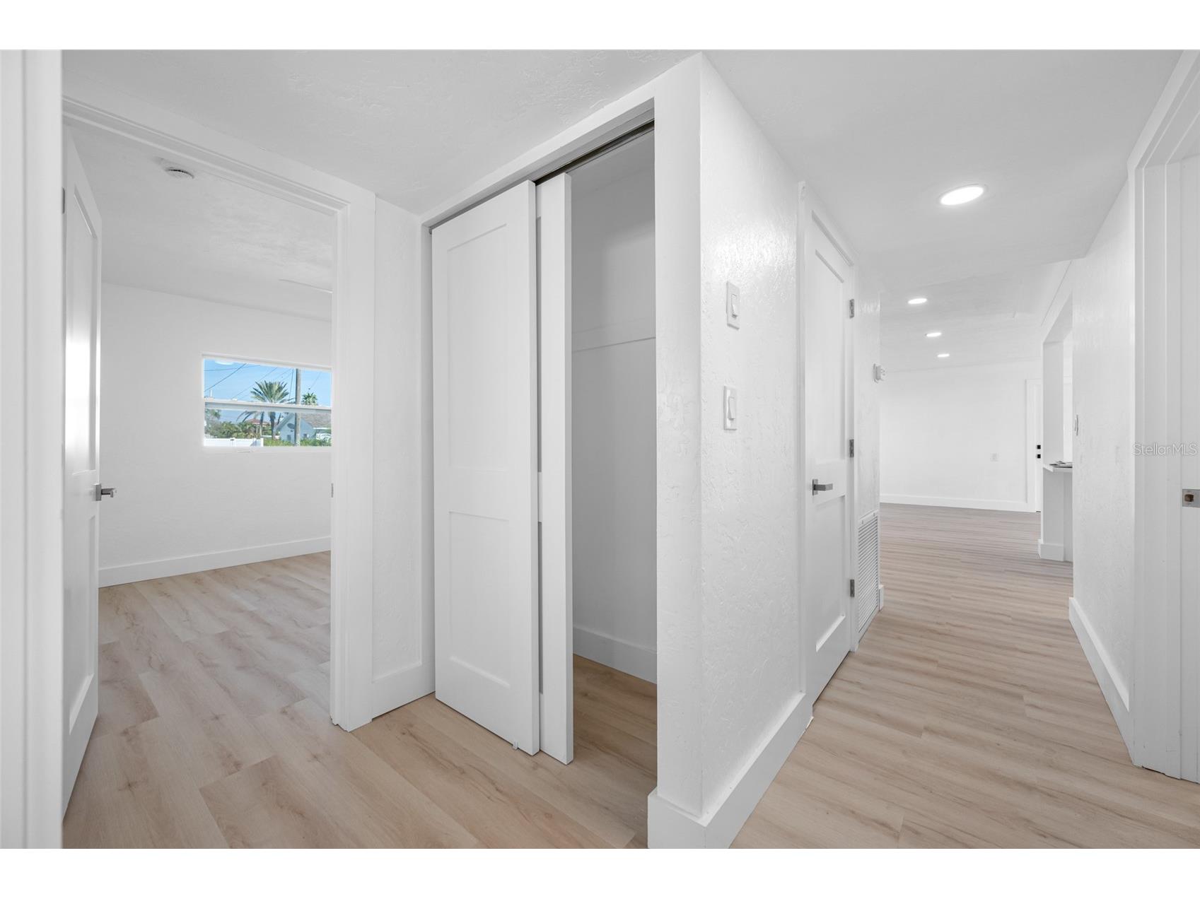 7930 Causeway Boulevard S Saint Petersburg FL 33707 - BOCA CIEGA BAY TB8462542 image25