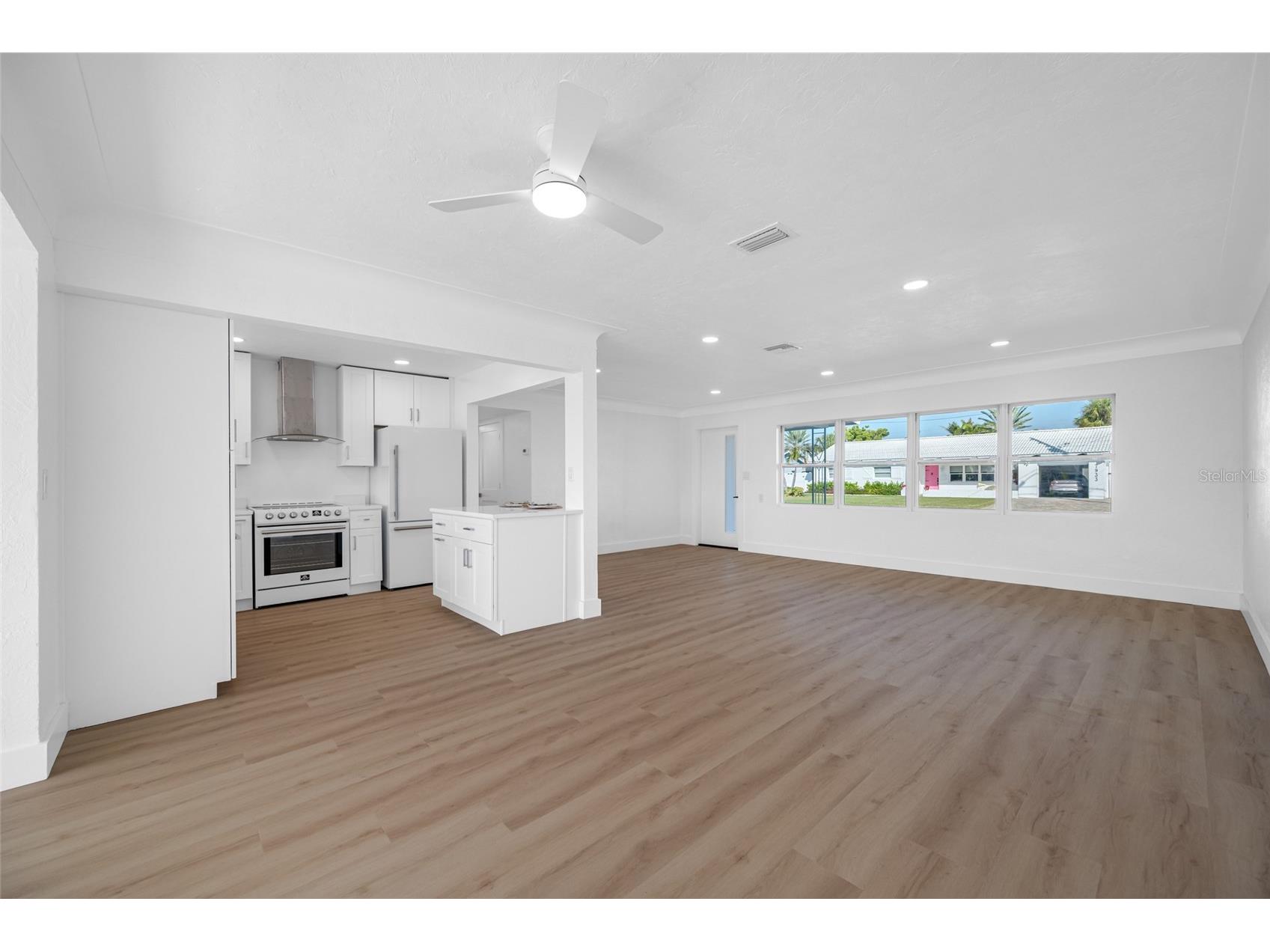 7930 Causeway Boulevard S Saint Petersburg FL 33707 - BOCA CIEGA BAY TB8462542 image8