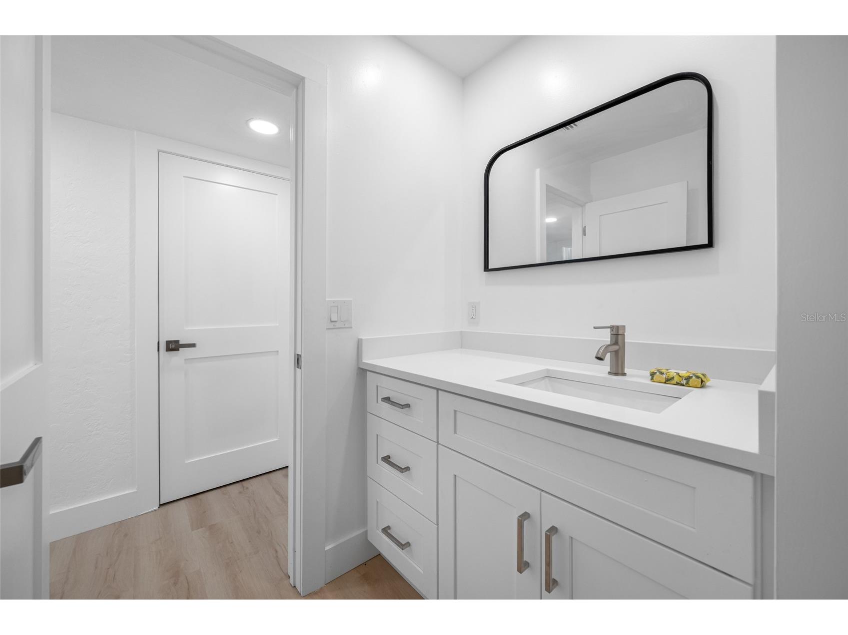 7930 Causeway Boulevard S Saint Petersburg FL 33707 - BOCA CIEGA BAY TB8487084 image23