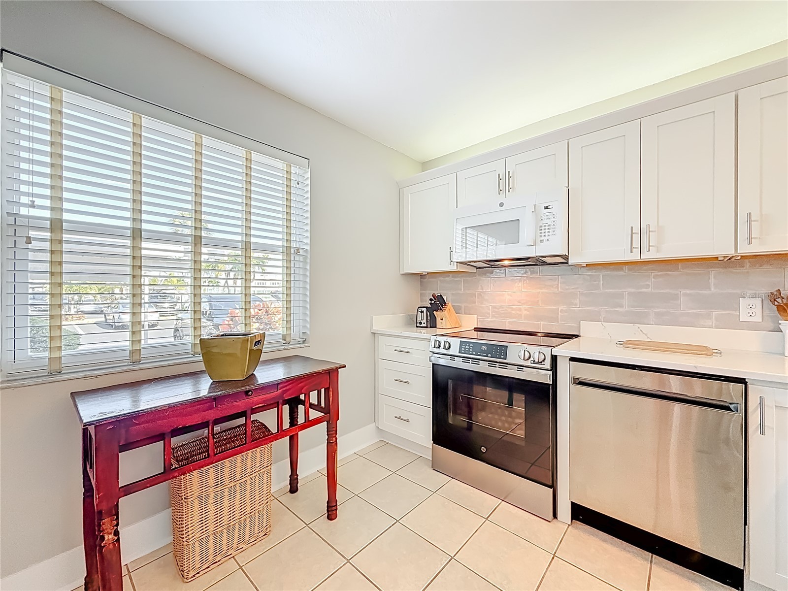7930 Sun Island Dr S #111 South Pasadena FL 33707 TB8452526 image14