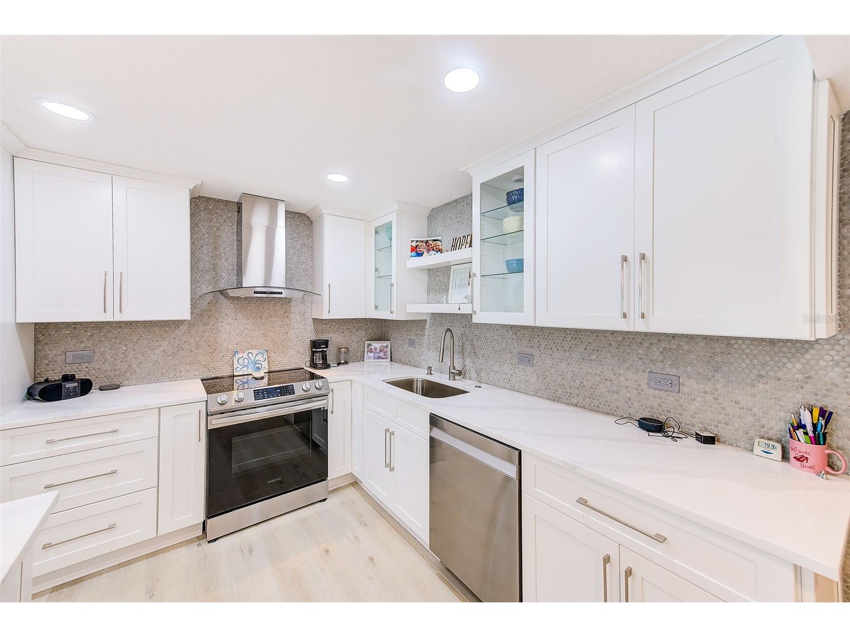7930 Sun Island Drive S #101 South Pasadena FL 33707 TB8501892 image10