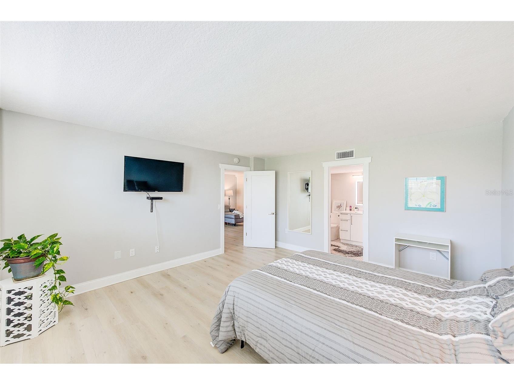 7930 Sun Island Drive S #101 South Pasadena FL 33707 TB8501892 image18