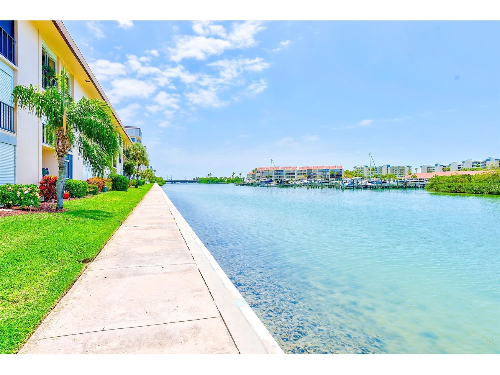 7930 Sun Island Drive S #101 South Pasadena FL 33707 TB8501892 image25