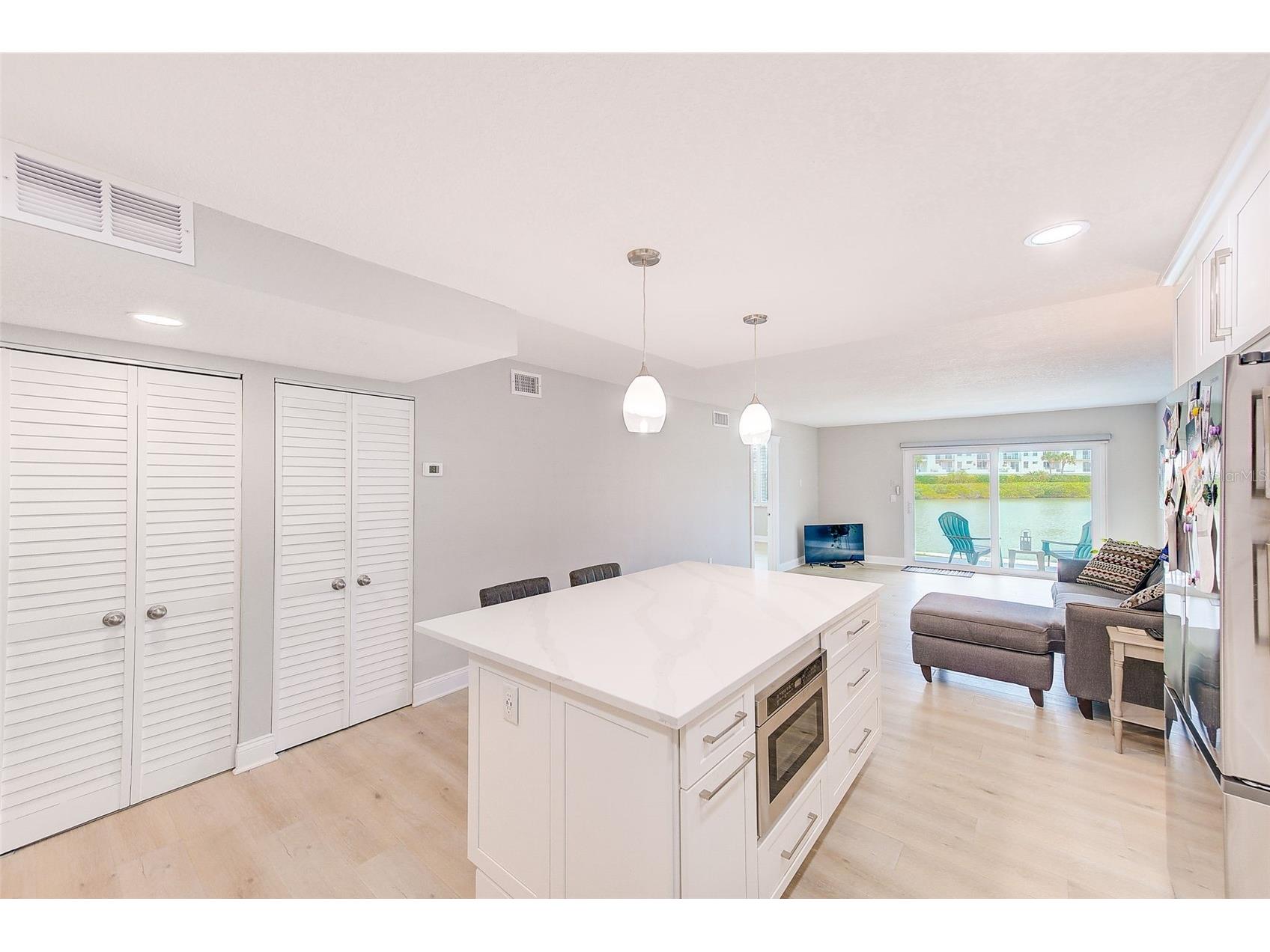 7930 Sun Island Drive S #101 South Pasadena FL 33707 TB8501892 image8