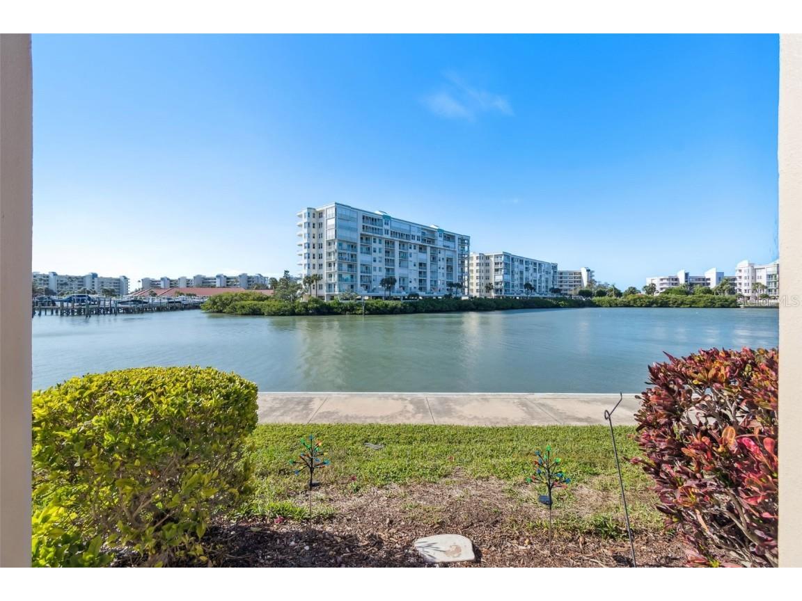 7930 Sun Island Drive S #103 South Pasadena FL 33707 TB8461285 image1