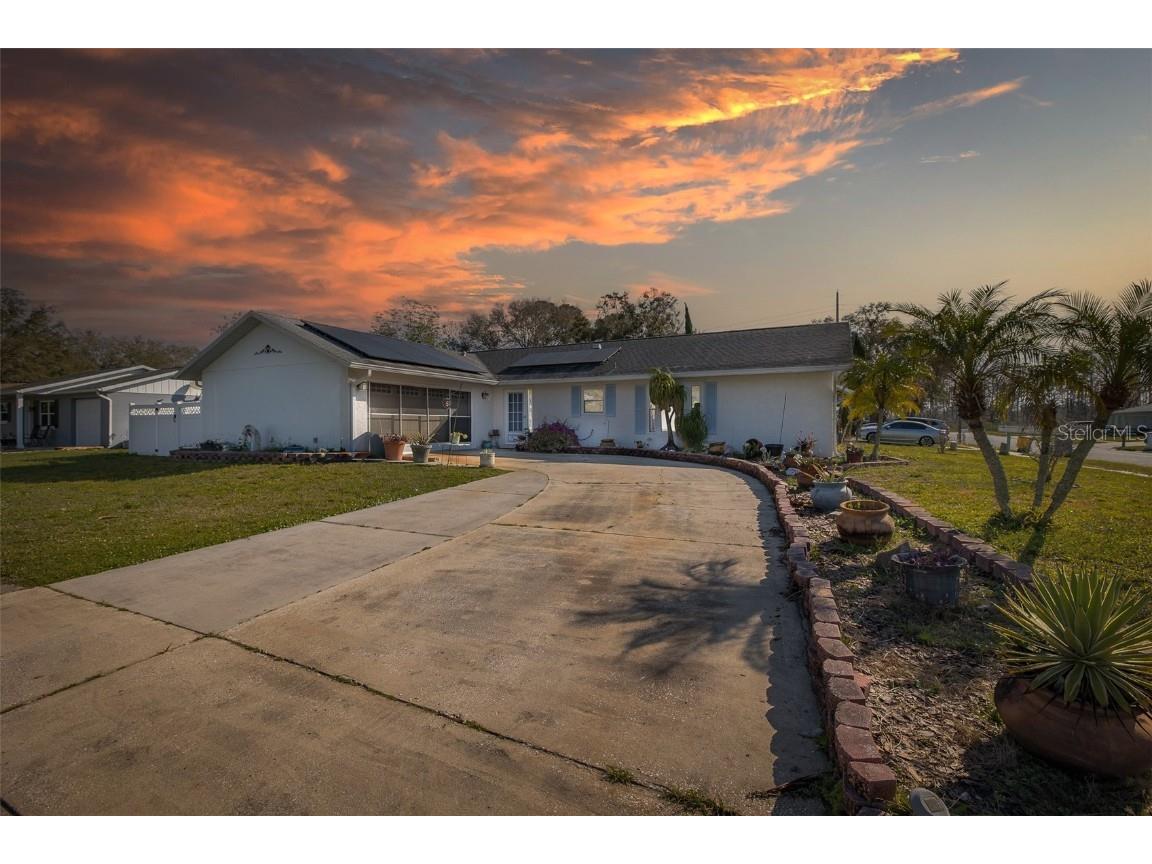 7931 Rusty Oak Drive New Port Richey FL 34653 W7873008 image1