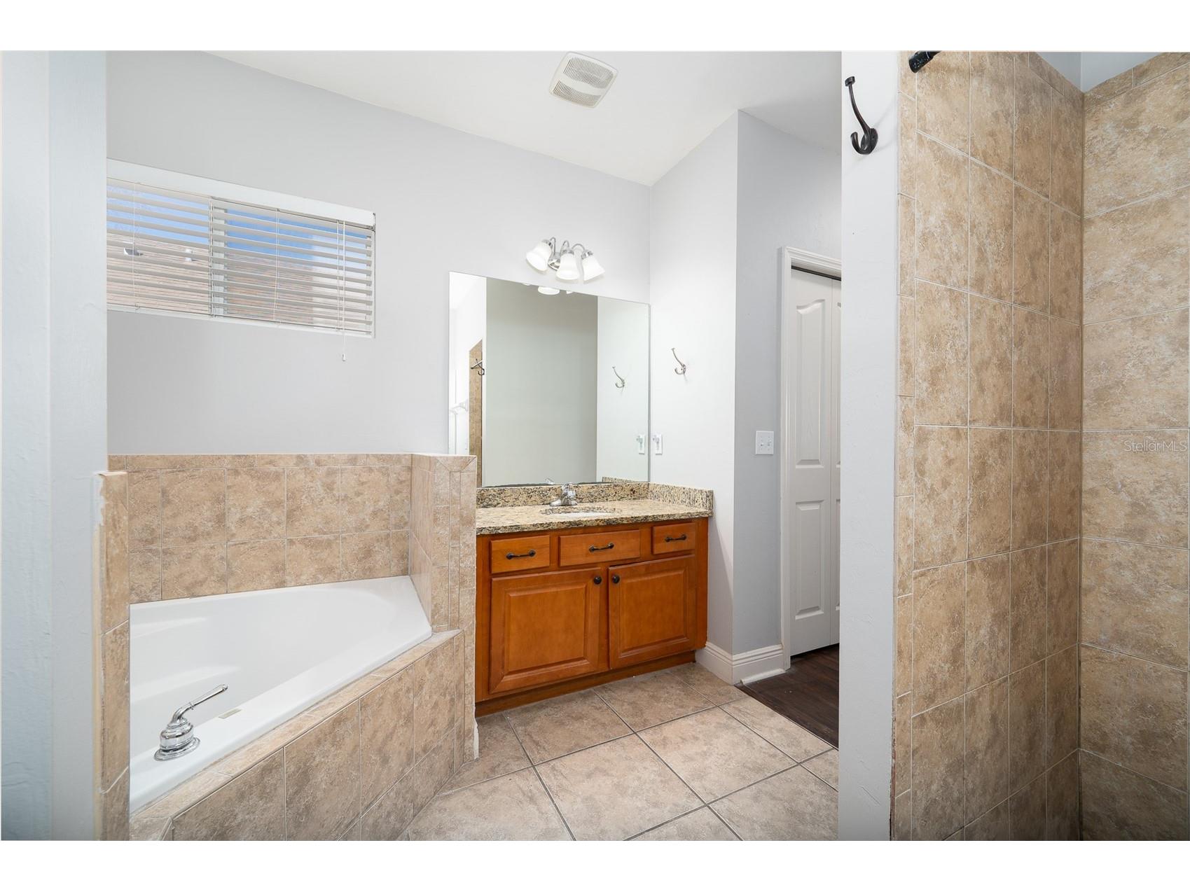 7931 SW 88th Street Gainesville FL 32608 GC536285 image20