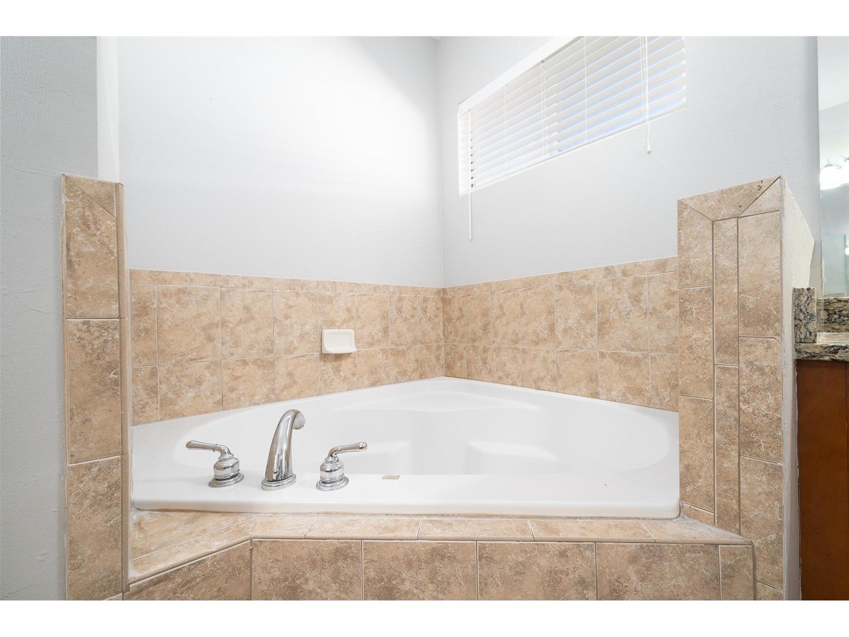 7931 SW 88th Street Gainesville FL 32608 GC536285 image21