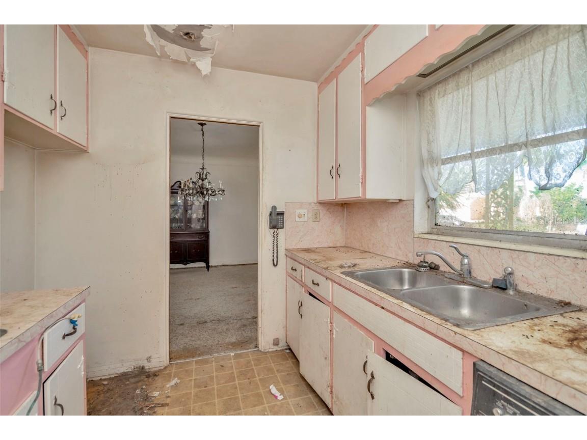 7932 2nd Avenue S Saint Petersburg FL 33707 TB8447994 image9