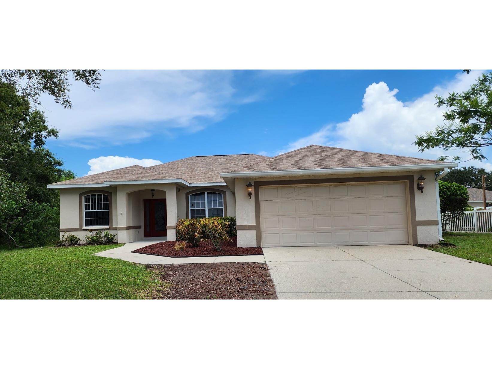 7932 50th Place E Bradenton FL 34203 A4577100 image1
