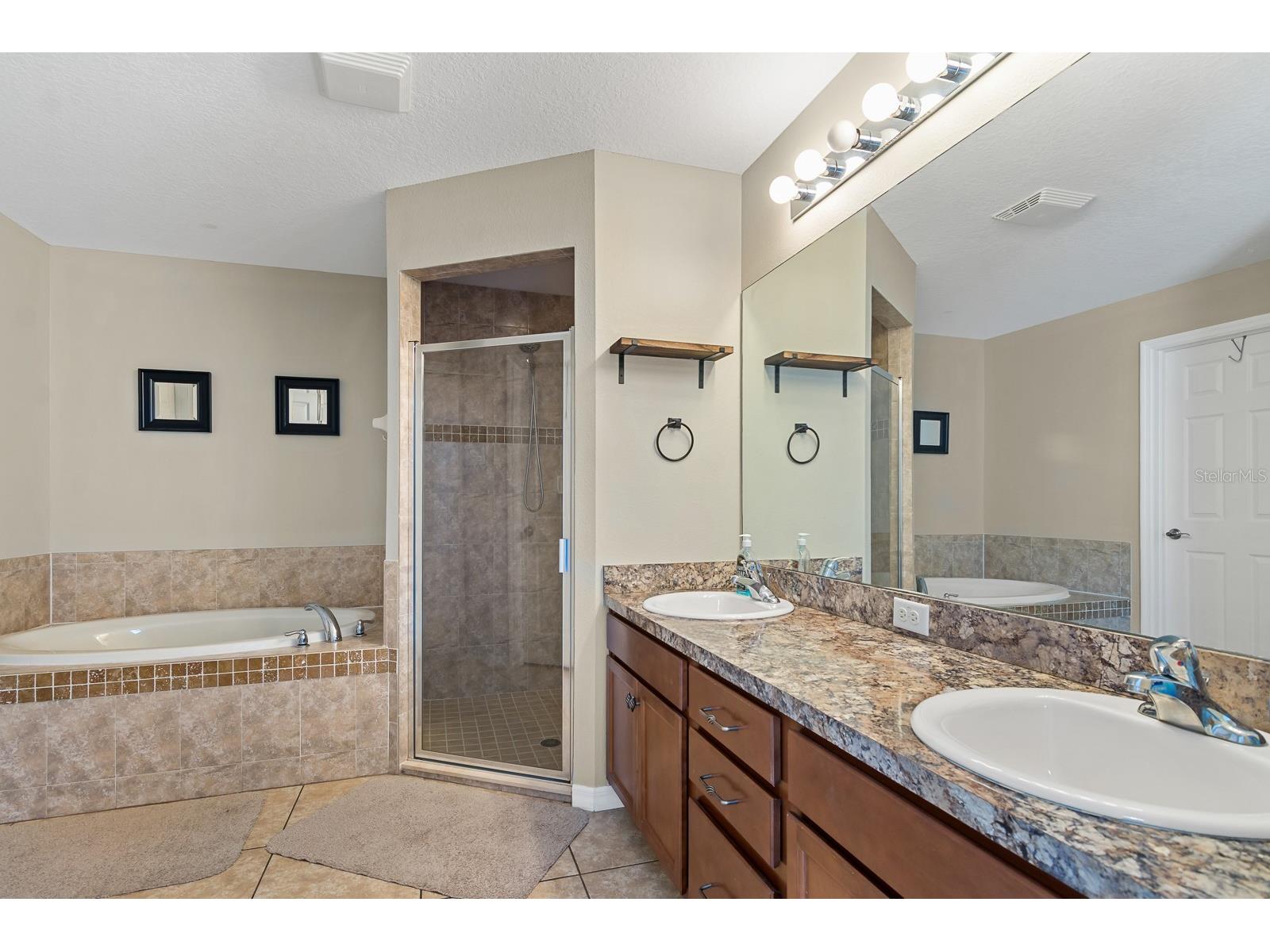 7932 Harbor Bridge Boulevard New Port Richey FL 34654 TB8470087 image19