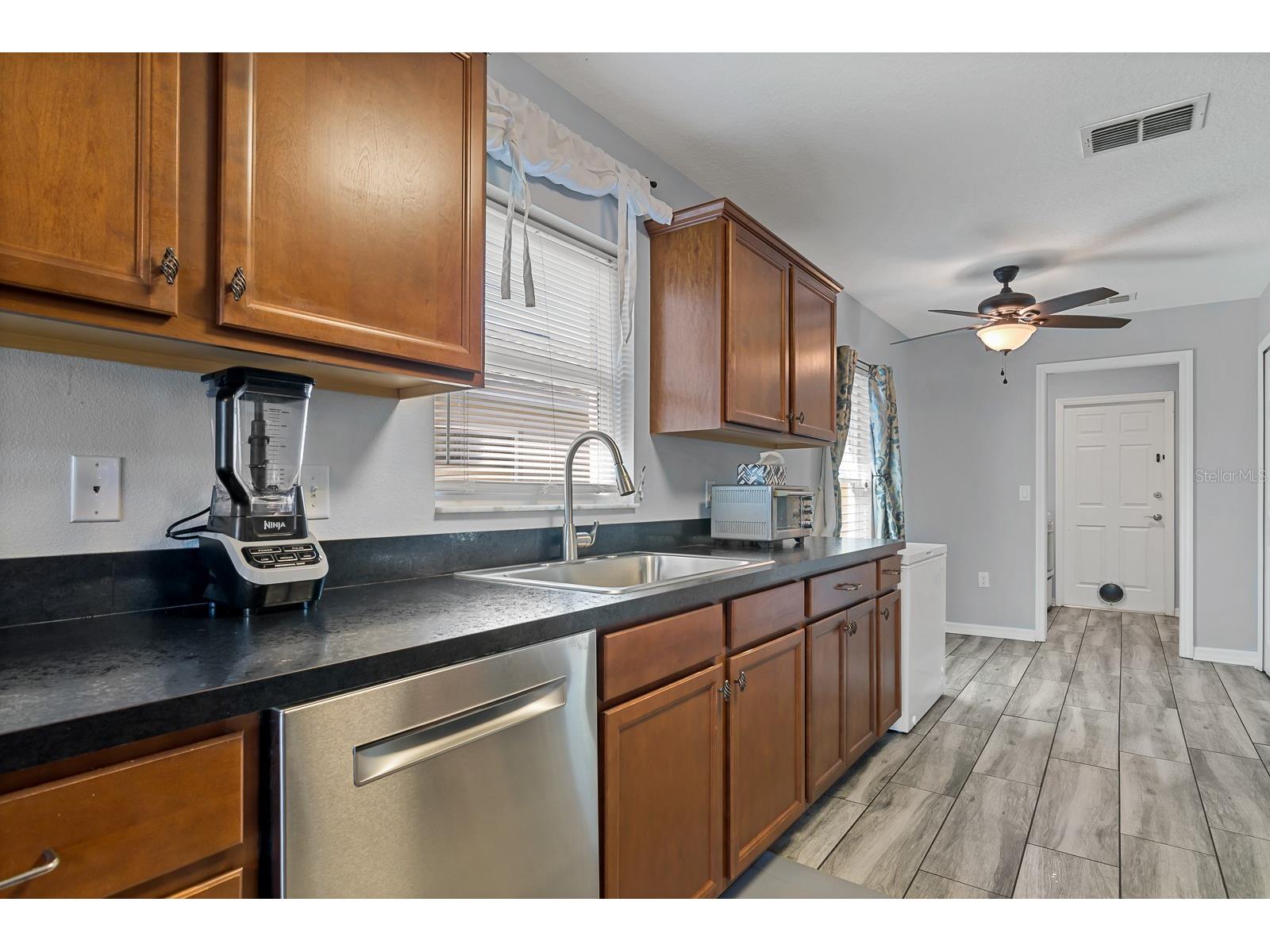 7932 Harbor Bridge Boulevard New Port Richey FL 34654 TB8470087 image9