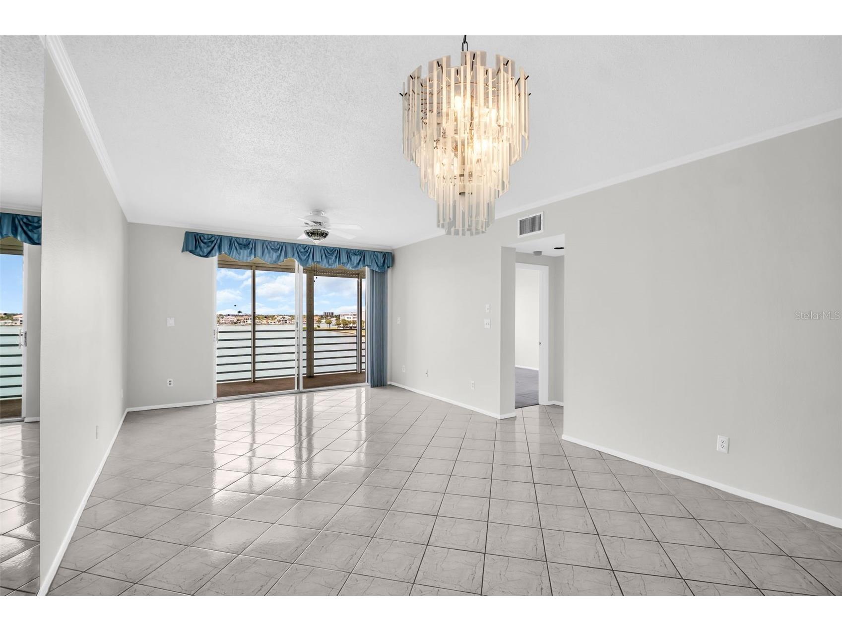 7932 Sailboat Key Boulevard S #402 South Pasadena FL 33707 TB8494590 image3
