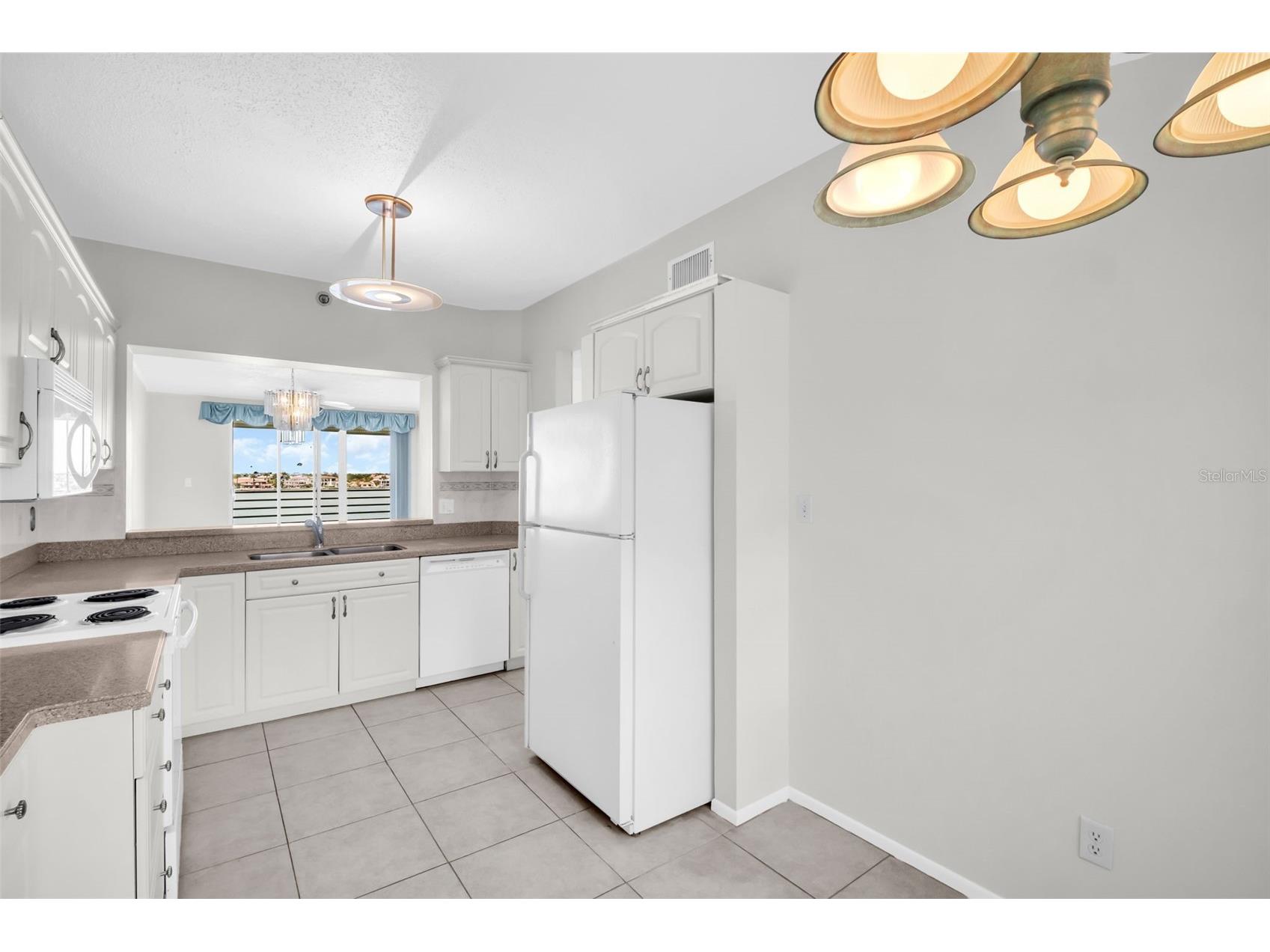 7932 Sailboat Key Boulevard S #402 South Pasadena FL 33707 TB8494590 image7