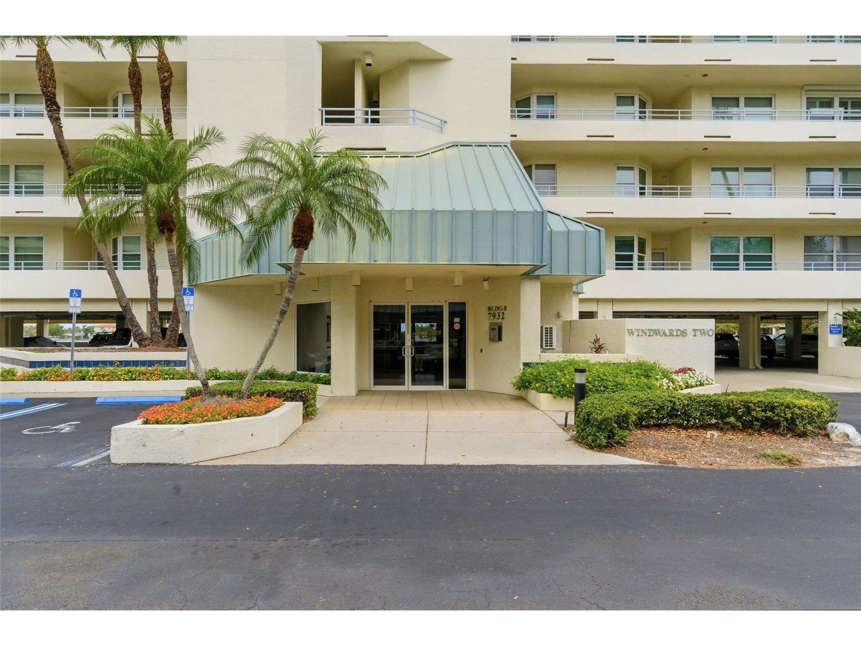 7932 Sailboat Key Boulevard S #701 South Pasadena FL 33707 - INTRACOASTAL WATERWAY BC BAY TB8513430 image2