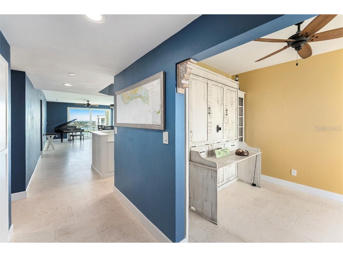 7932 Sailboat Key Boulevard S #806 South Pasadena FL 33707 TB8412586 image5