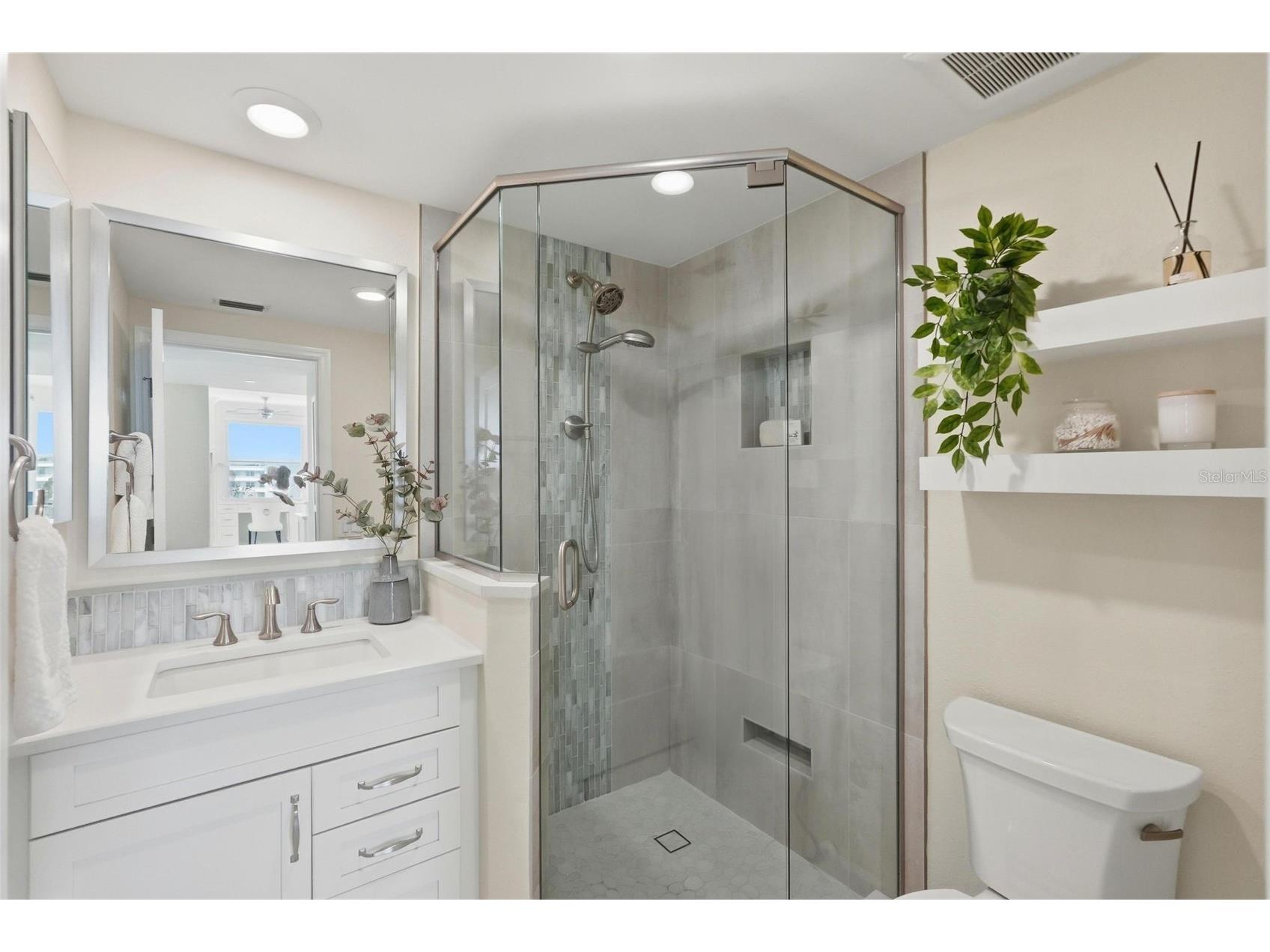 7932 Sailboat Key Boulevard S #806 South Pasadena FL 33707 TB8485381 image20