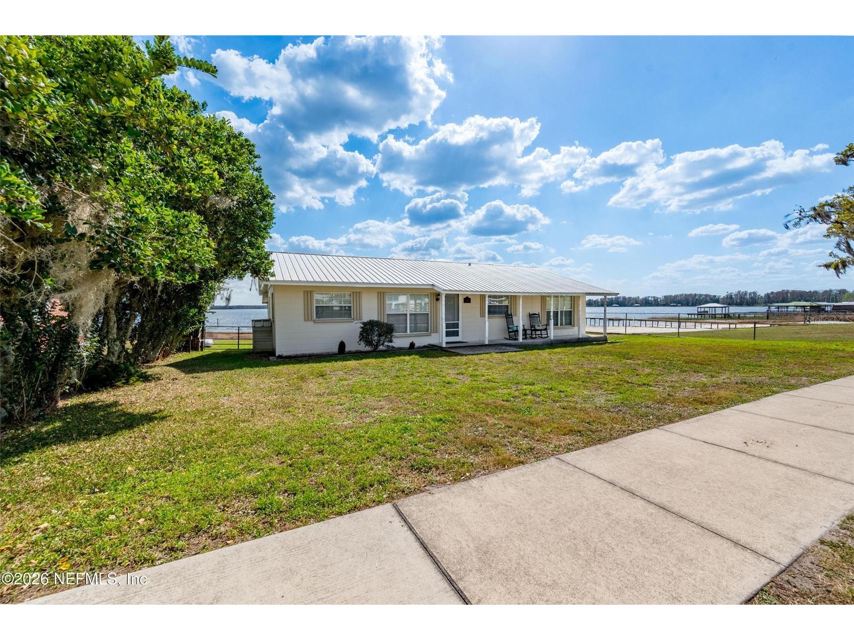 7932 SW County Road 18 Hampton FL 32044 - HAMPTON LAKE GC539553 image1