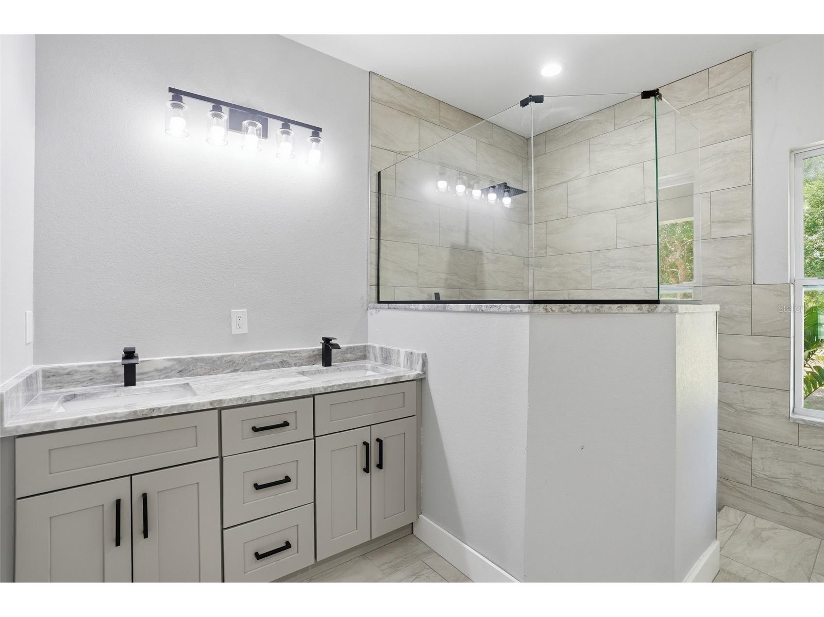 7933 5th Terrace Labelle FL 33935 C7525294 image27