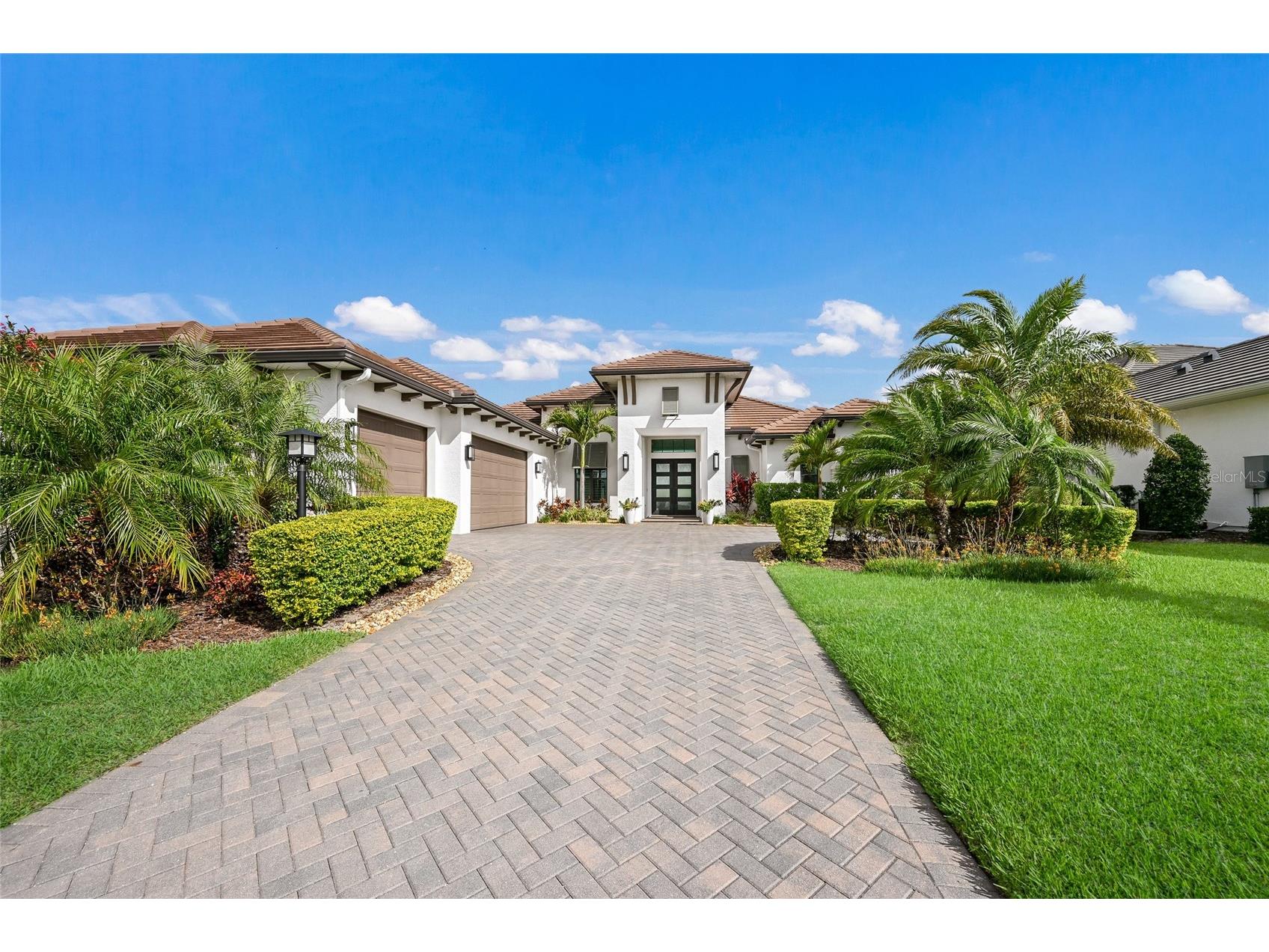 7936 Mainsail Lane Sarasota FL 34240 A4684165 image1